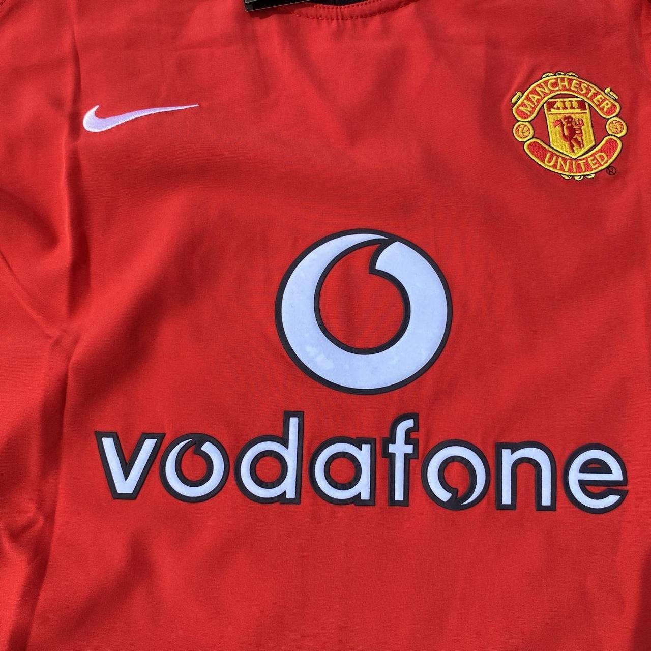 Other Manchester United Vodafone long-sleeve jersey Size US M / EU 48-50 / 2 - 3 Thumbnail