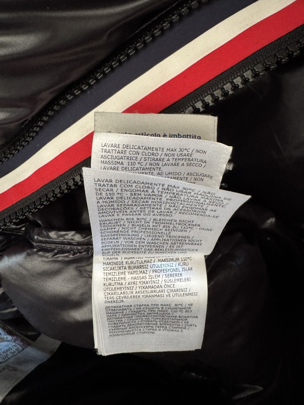 Moncler Moncler Montbeliard Size US XL / EU 56 / 4 - 9 Thumbnail