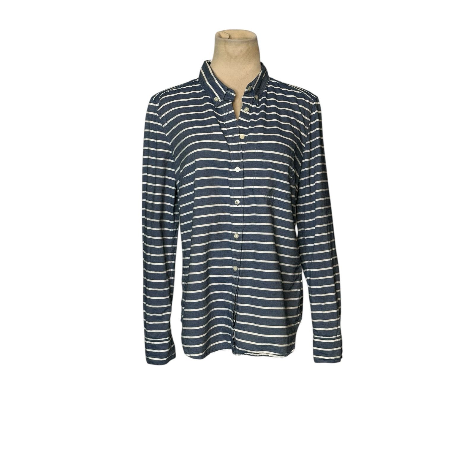 Gap Gap blue white stripes long sleeves button shirt size Small Size S / US 4 / IT 40 - 1 Thumbnail