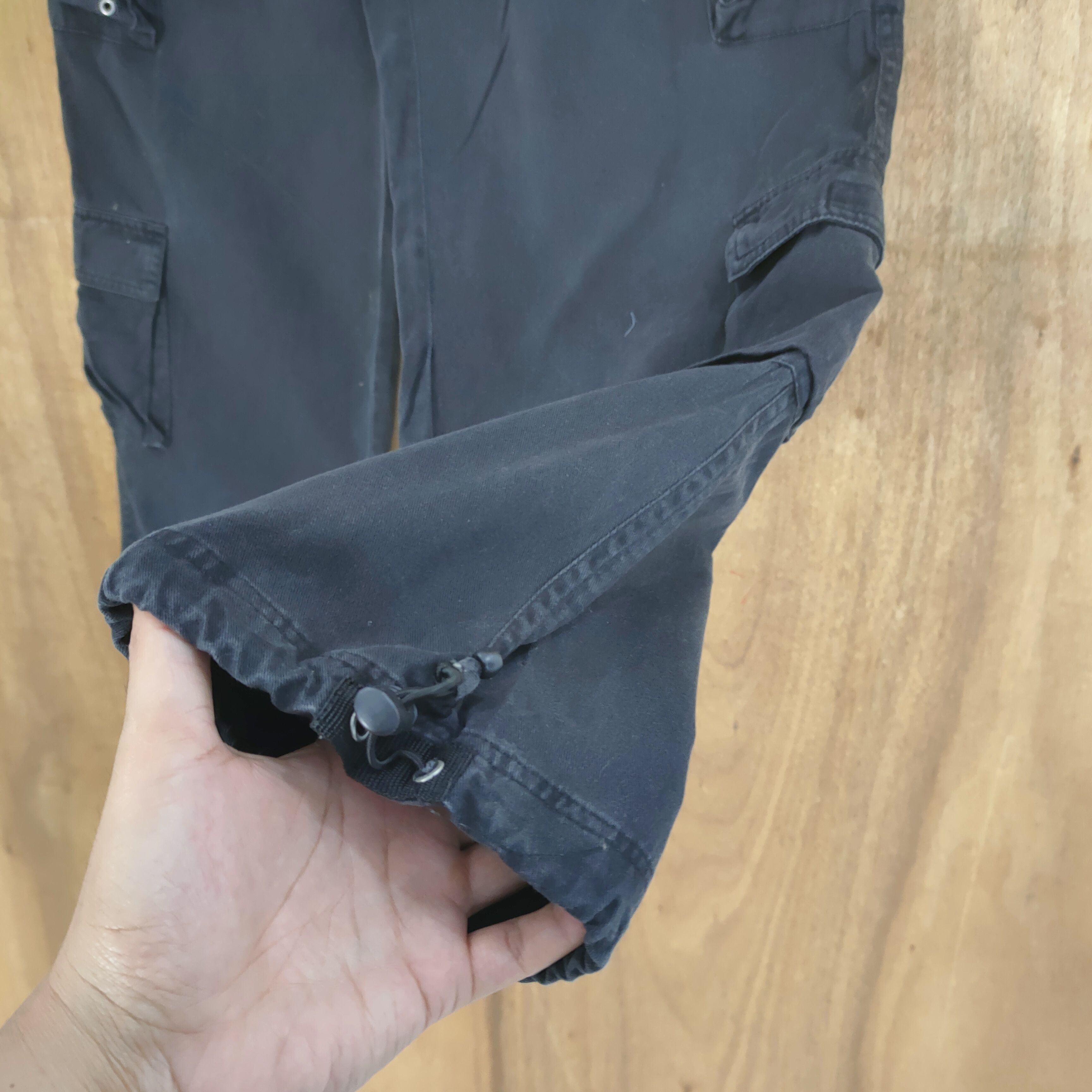 Japanese Brand JAPANESE BRAND BLACK MULTIPOCKET CARGO PANTS Size US 30 / EU 46 - 6 Thumbnail