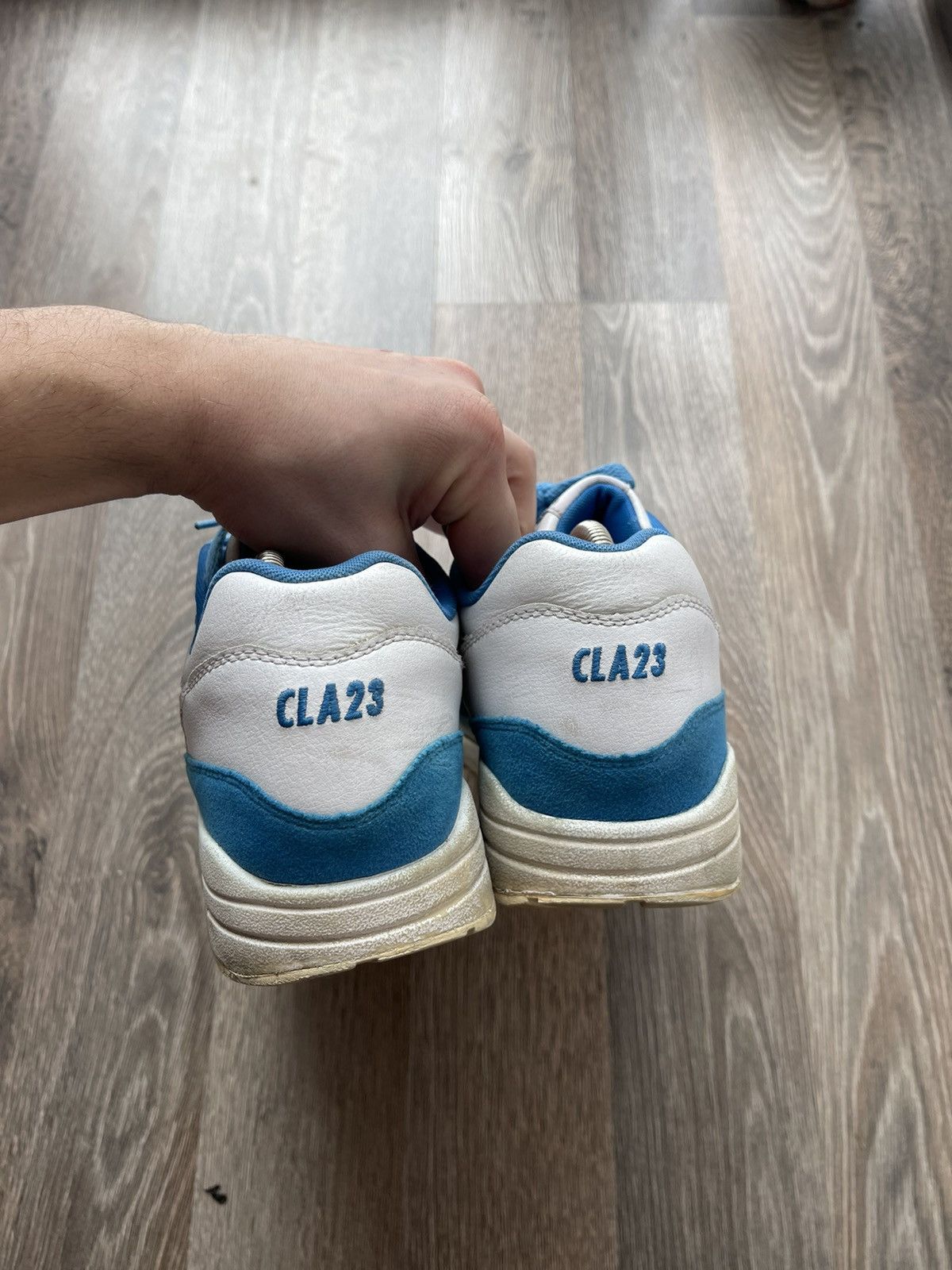 Nike × Vintage Nike ID CLA vintage rare air max 1 gold logo size 44 Size US 10 / EU 43 - 5 Thumbnail