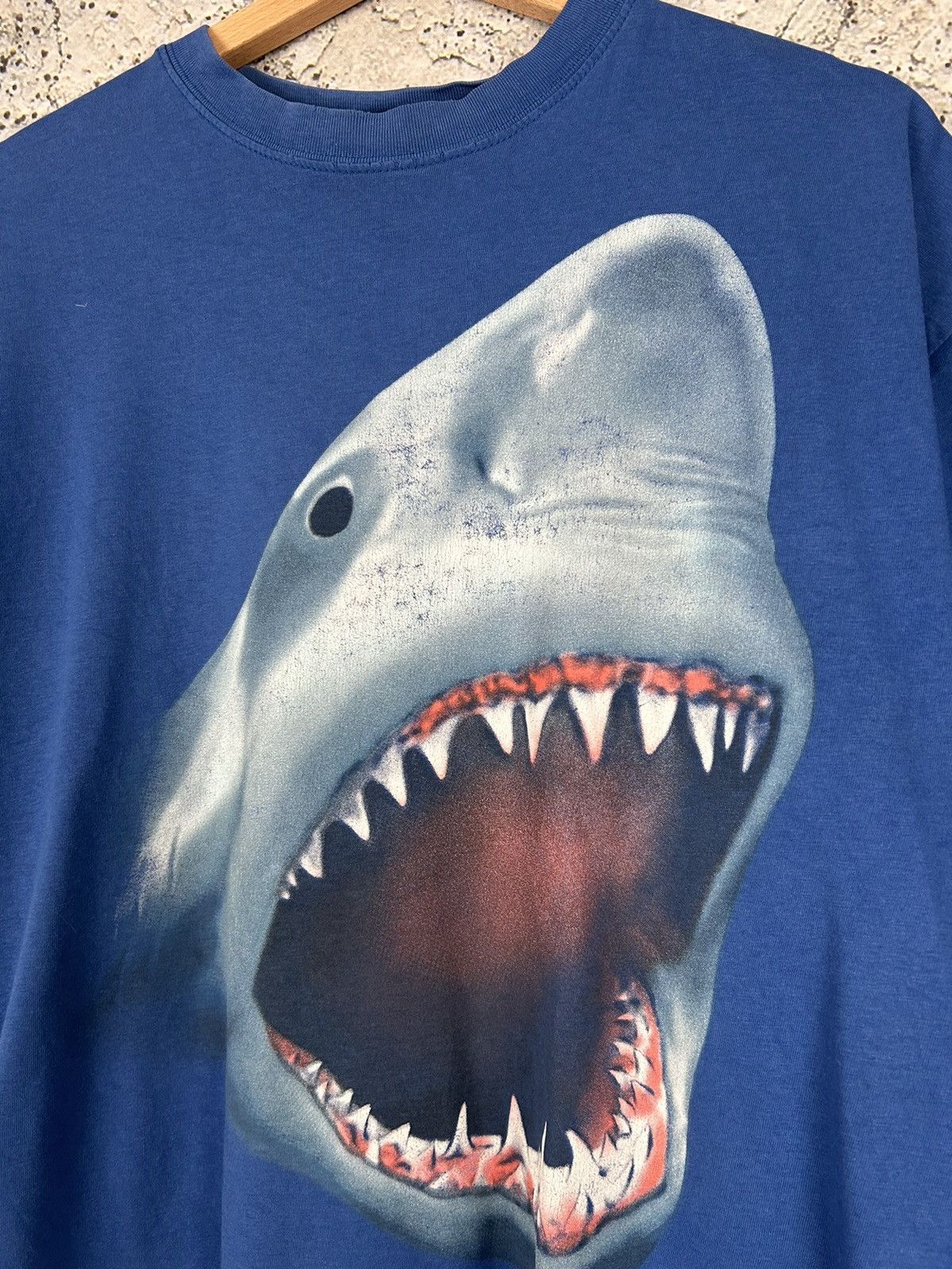 Vintage Vintage Shark Animal Graphic Tee Jaws 90s Rare Hype Size US L / EU 52-54 / 3 - 3 Thumbnail