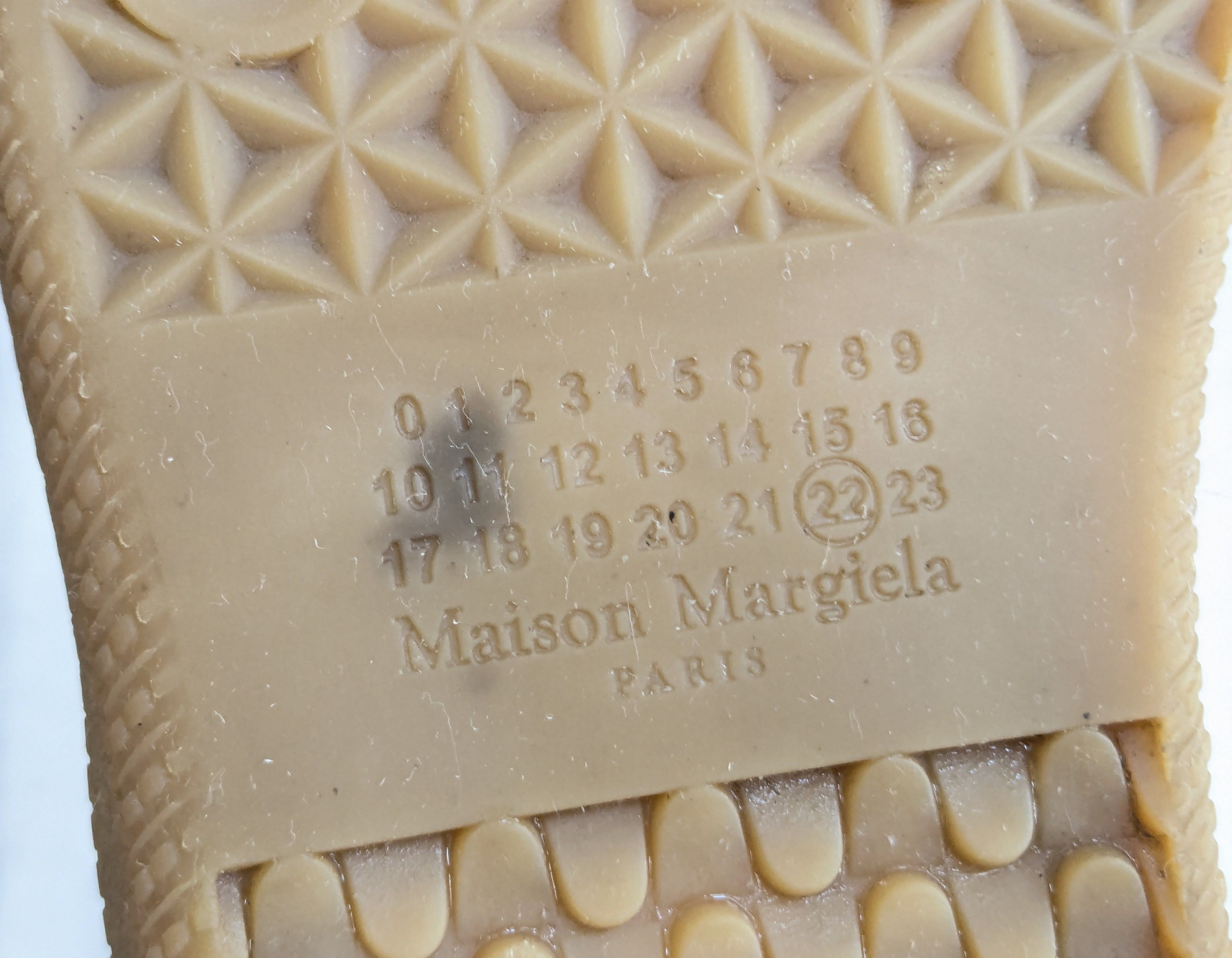 Maison Margiela Maison Margiela Replica GAT Brown 9 42 Low Tops Gum Size US 9 / EU 42 - 19 Thumbnail