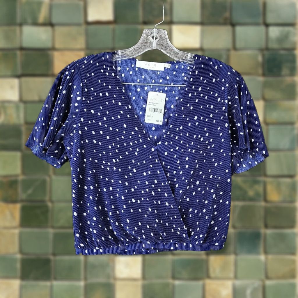 Vintage ASTR Womens Cropped Blouse Navy Blue Dot Short Sleeve V-Neck Size S Size S / US 4 / IT 40 - 1 Thumbnail
