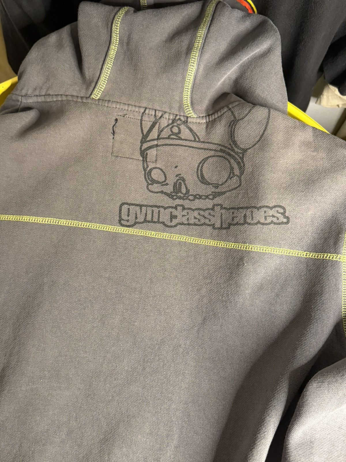 Vintage 2000s gymclass heros adam alvine tour hoodie RARE Size US S / EU 44-46 / 1 - 5 Thumbnail