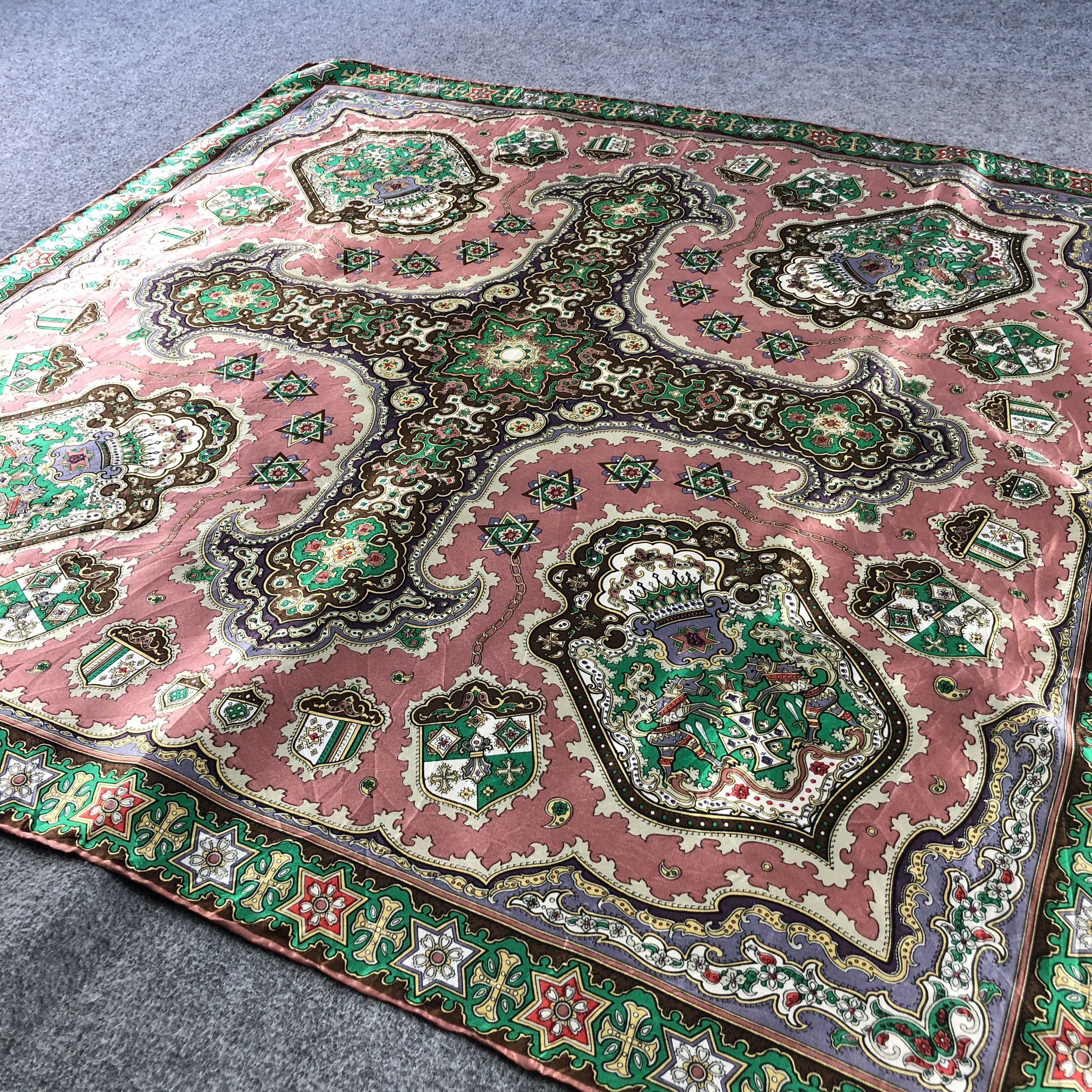 Vintage Vintage Luxury Paisley Hand Rolled Silk Scarf M1316 Size ONE SIZE - 3 Thumbnail