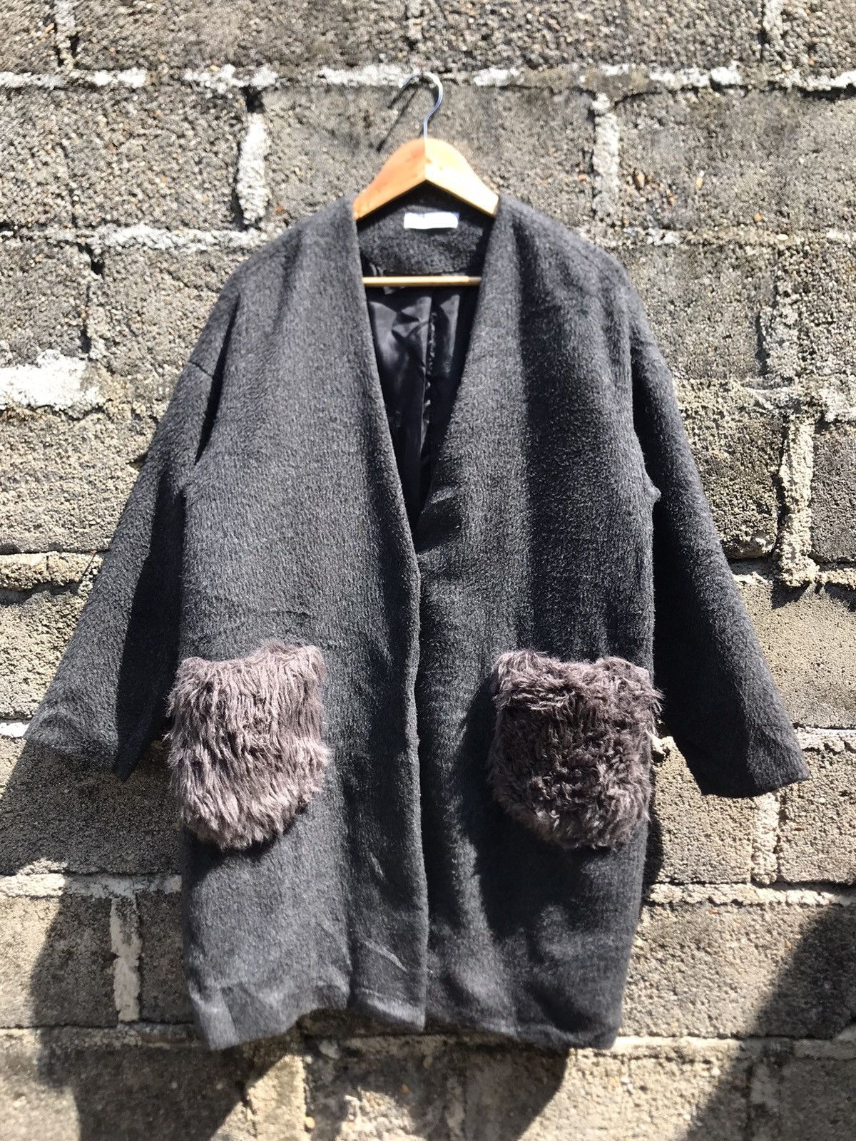 Japanese Brand × Other × Vintage Futisr Land Grey Wool Long Coat Faux Fur Pocket Size M / US 6-8 / IT 42-44 - 1 Thumbnail