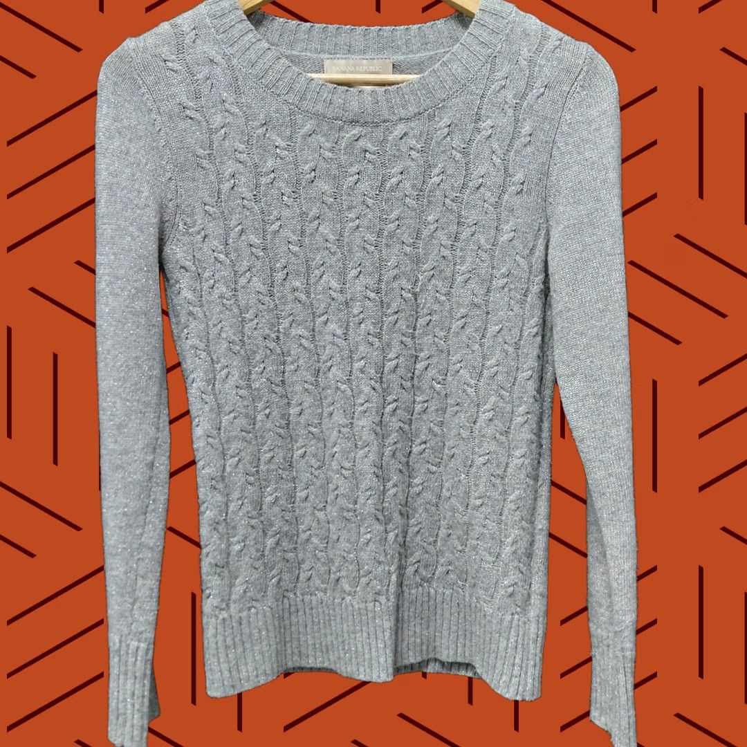 Banana Republic Banana Republic Sweater Womens XS Gray Grey Cable Knit Italian Fabric Size Size XS / US 0-2 / IT 36-38 - 1 Thumbnail