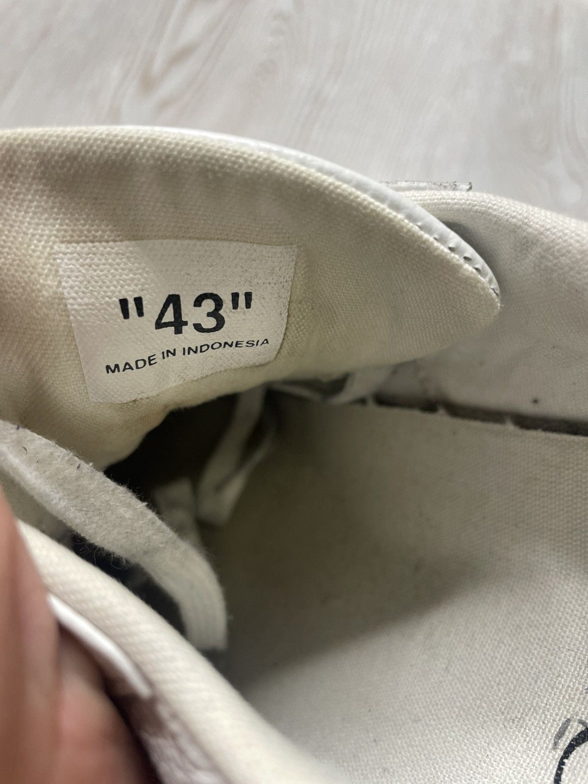 Off-White Off White 2013 White Low Top Leather sneakers size 43 Size US 10 / EU 43 - 10 Thumbnail