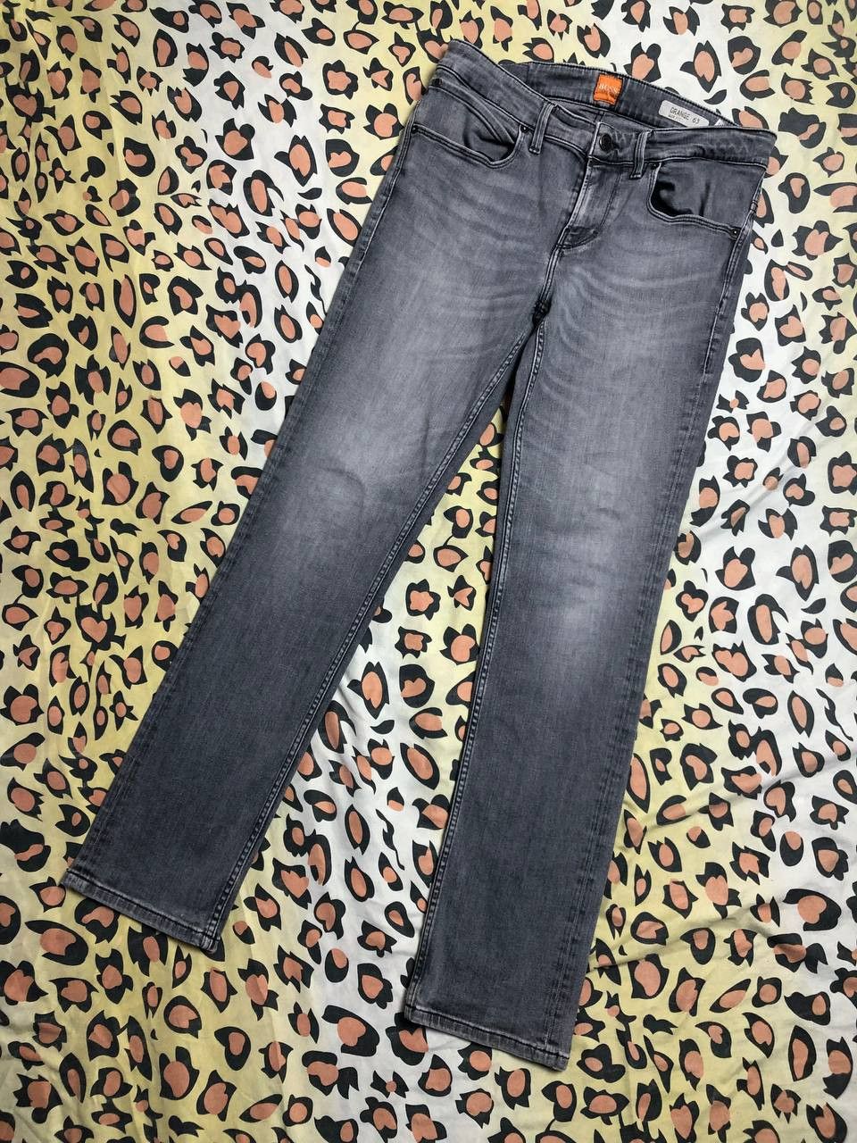 Hugo Boss × Vintage Hugo Boss Orange Regular Fit Cotton Denim Jeans Vintage Size US 32 / EU 48 - 1 Thumbnail