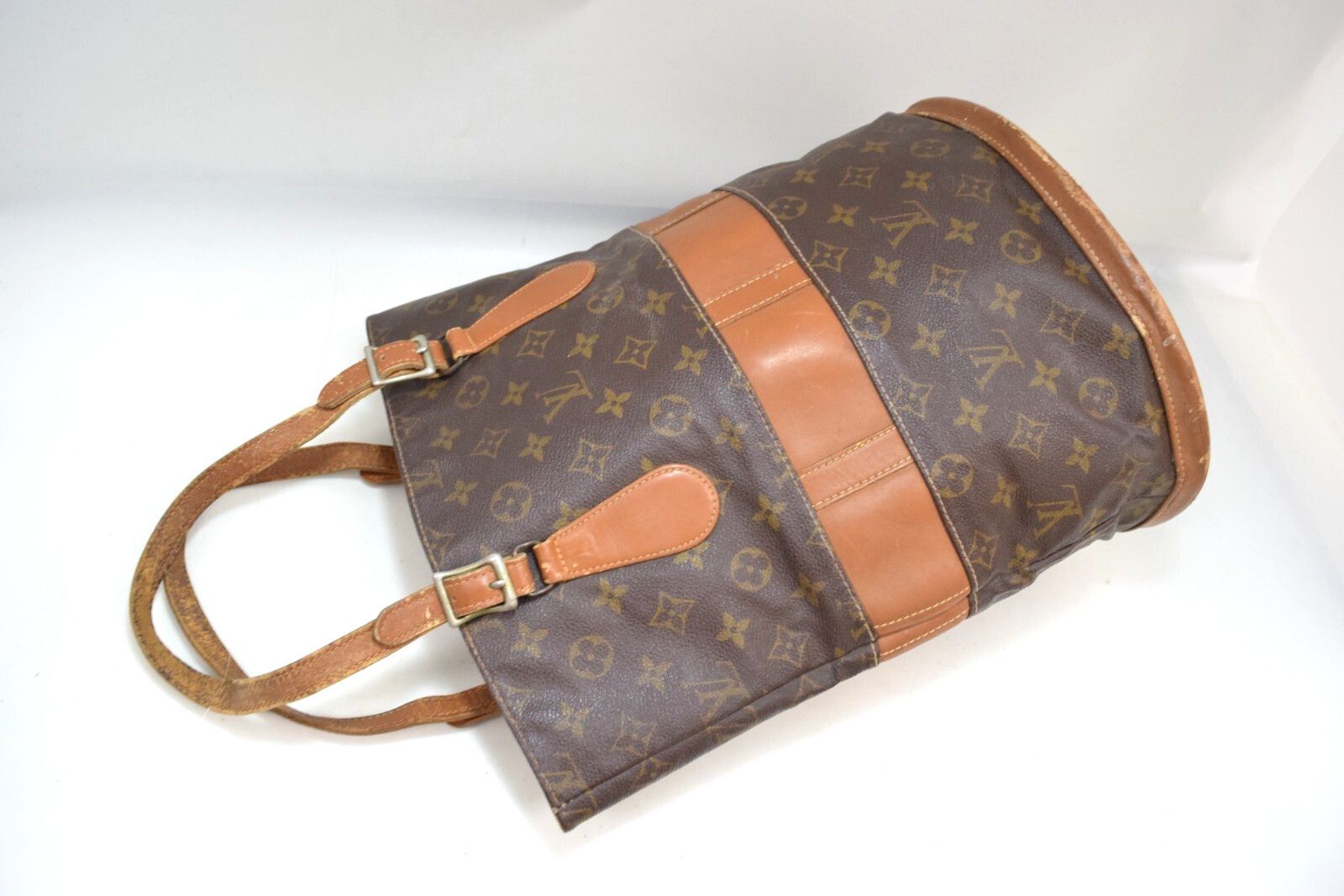 Louis Vuitton Louis Vuitton Bucket GM Shoulder Bag Monogram T42236 Size ONE SIZE - 5 Thumbnail