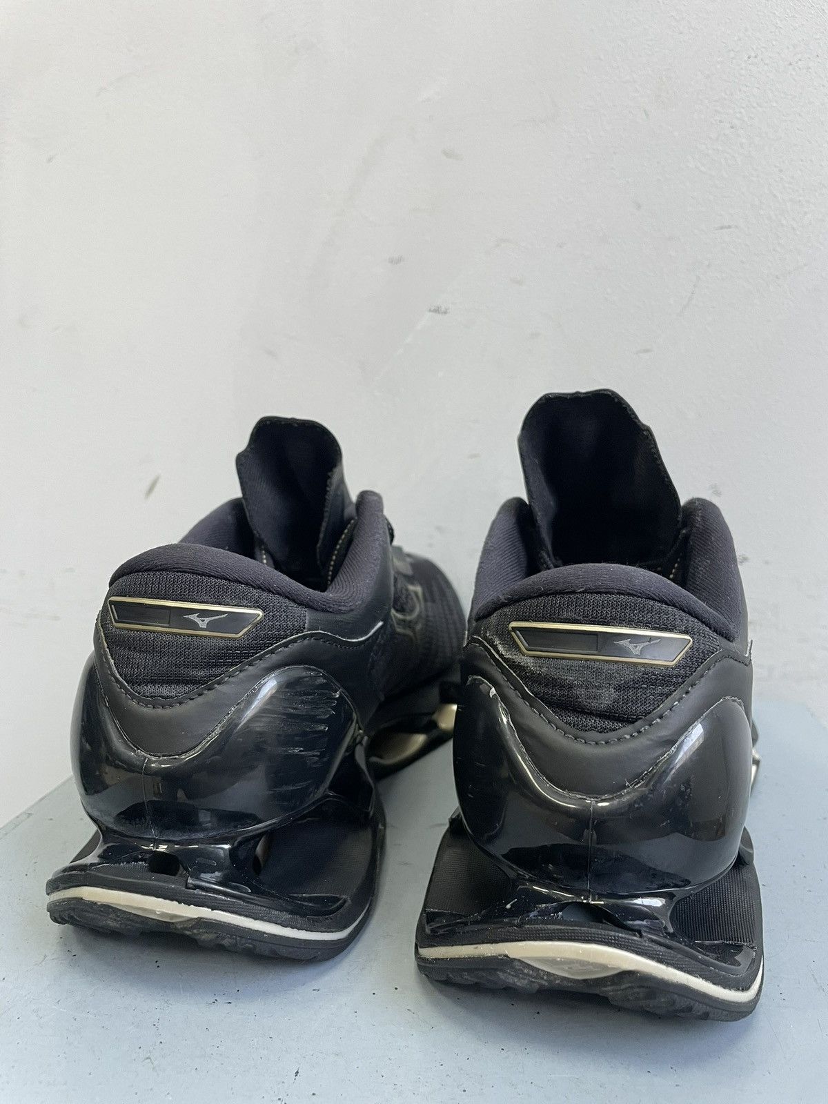 Other Mizuno Wave Prophecy Black Leather Shoes Streetwear Style Size US 8 / EU 41 - 9 Thumbnail