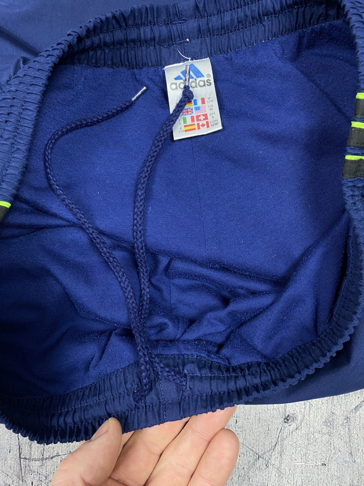 Adidas Vtg Adidas Tracksuit Full Set Jacket Pants Blue Green Neon Size US 33 - 21 Thumbnail