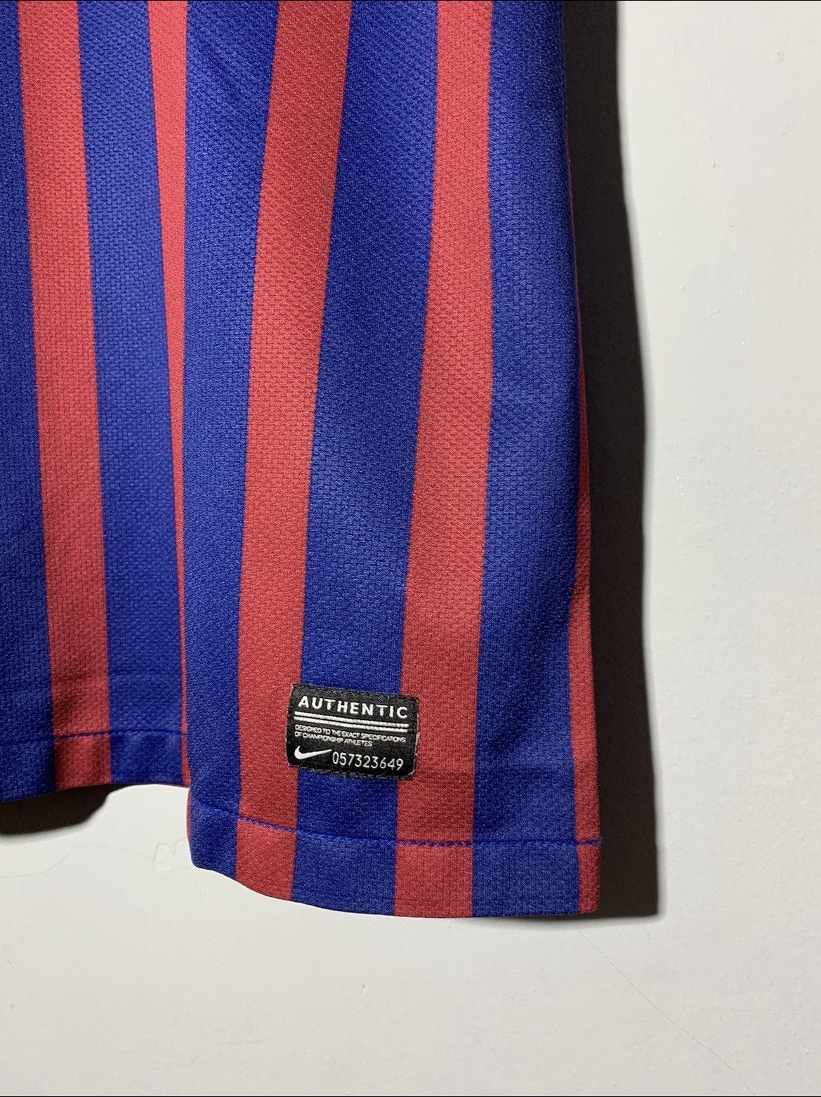 Other F.C Barcelona Nike 2011/12 y2k hype soccer jersey Size US M / EU 48-50 / 2 - 9 Thumbnail