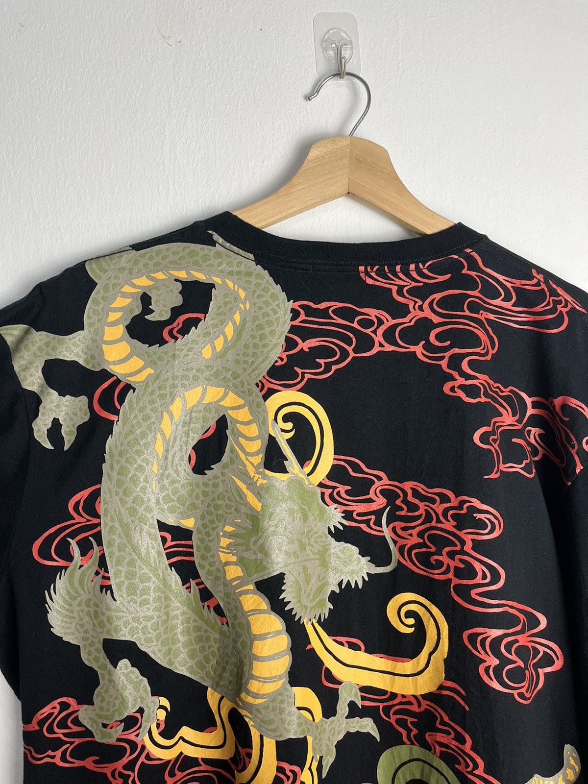 Japanese Brand Sukajan Japan Dragon VS Tiger Full Printed Tshirt Amore Puro Size US XL / EU 56 / 4 - 3 Thumbnail