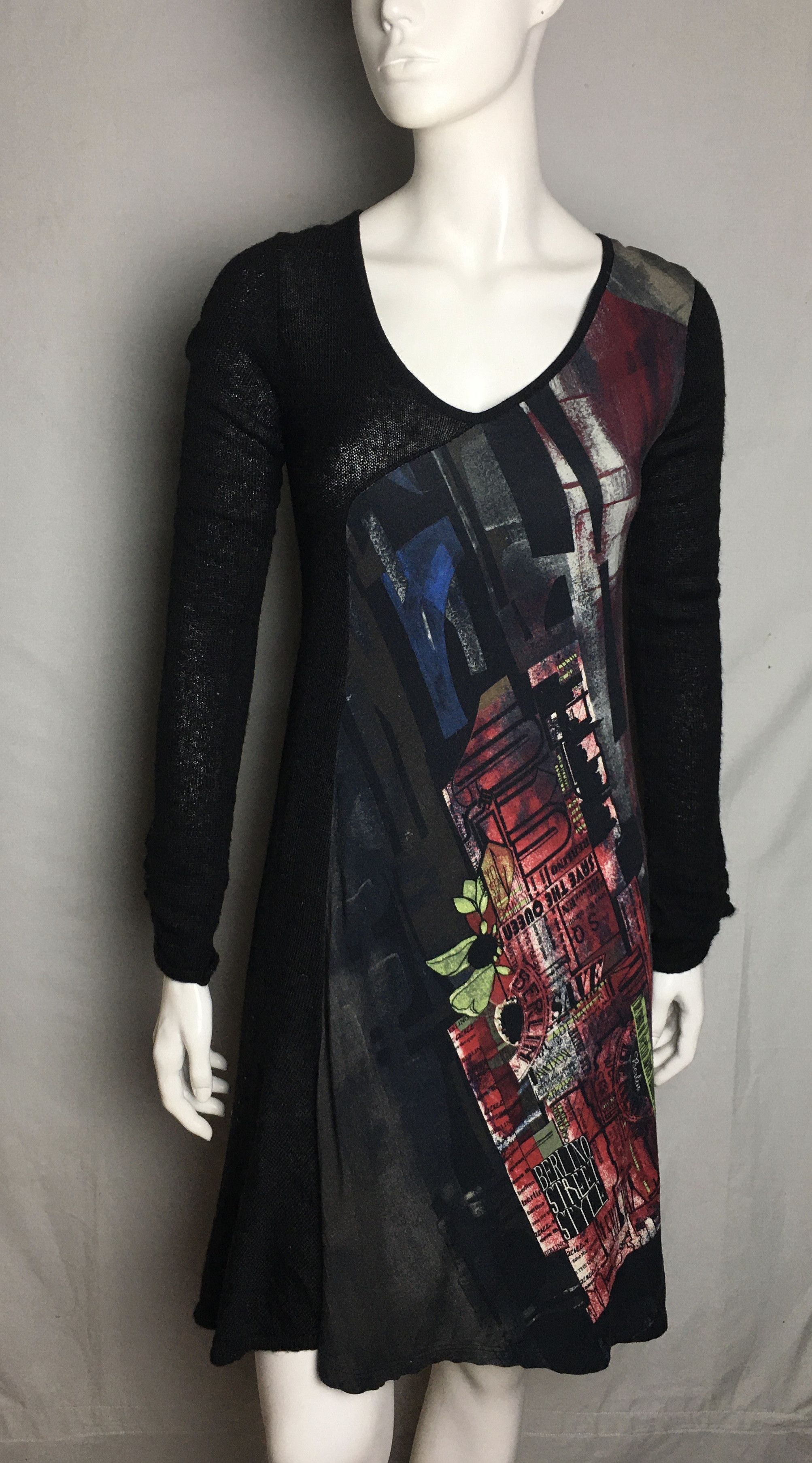 Japanese Brand Save The Queen Graphic Art Print Knit Dress Black Size S Size S / US 4 / IT 40 - 1 Thumbnail