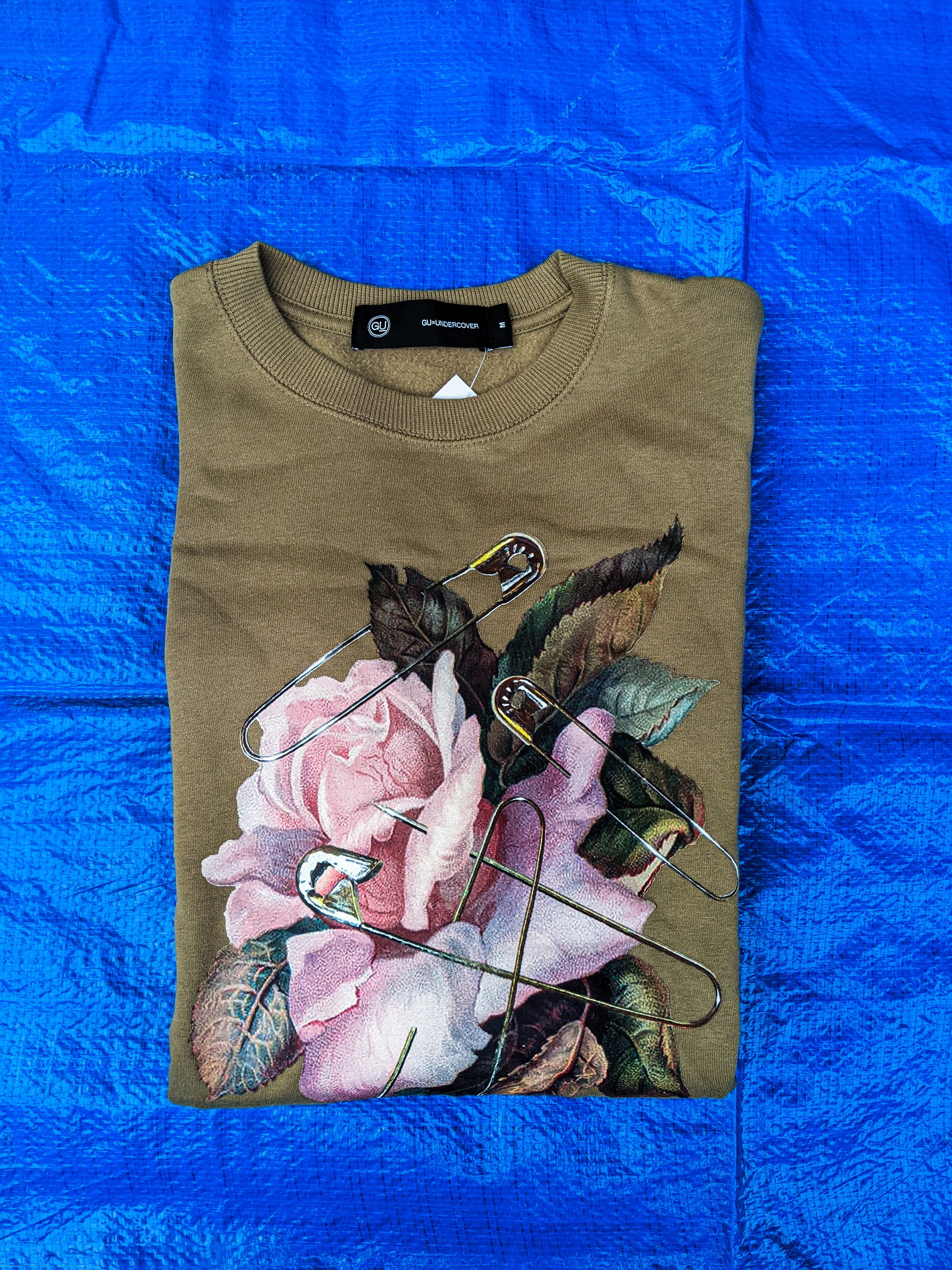 GU GU x Undercover (Jun Takahashi) Pin and Roses Sweatshirt Size US M / EU 48-50 / 2 - 1 Thumbnail