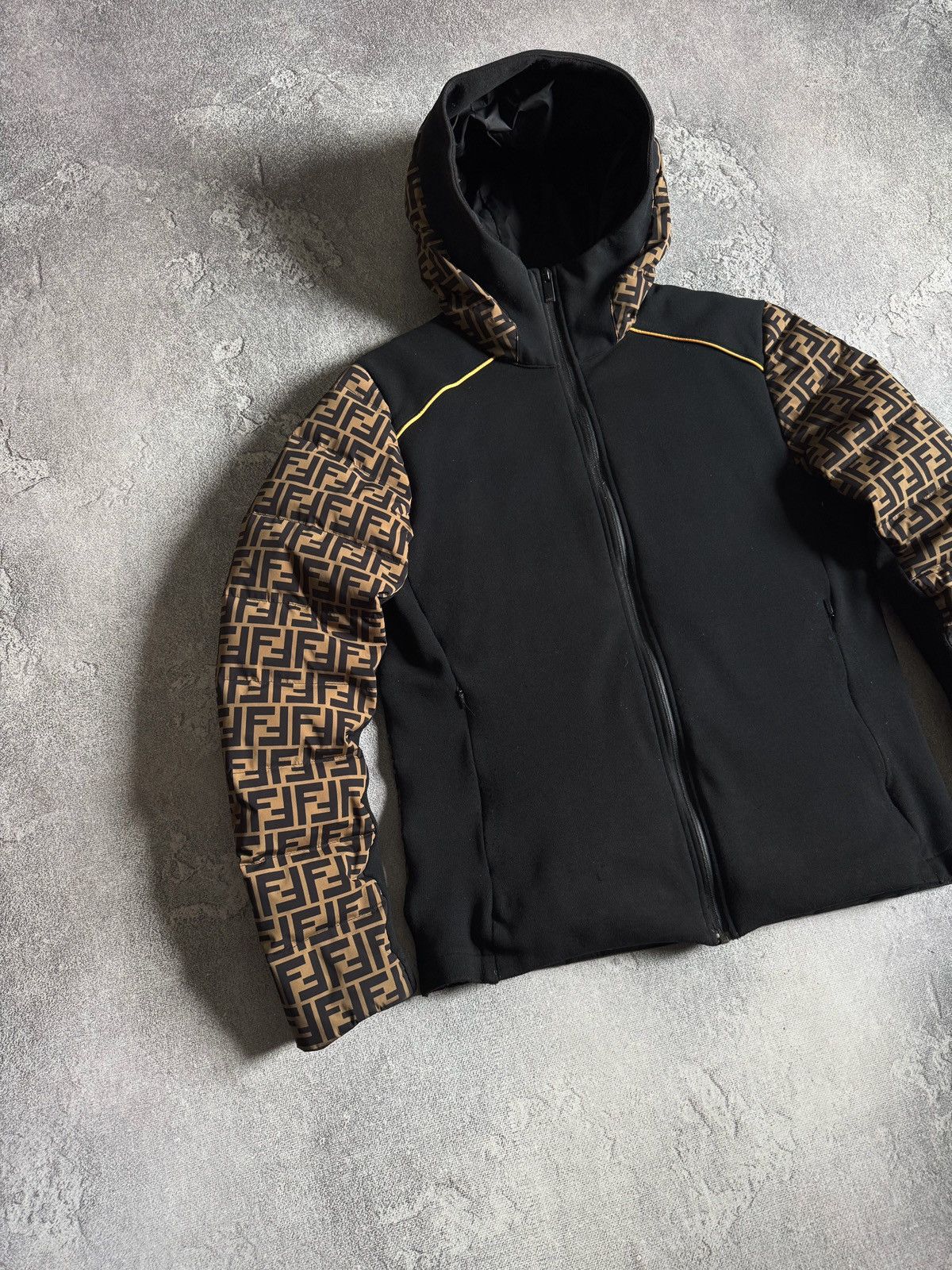 Fendi Fendi FF Zucca Monogram Hooded Down Puffer Jacket Mens IT 50 Size US M / EU 48-50 / 2 - 4 Thumbnail