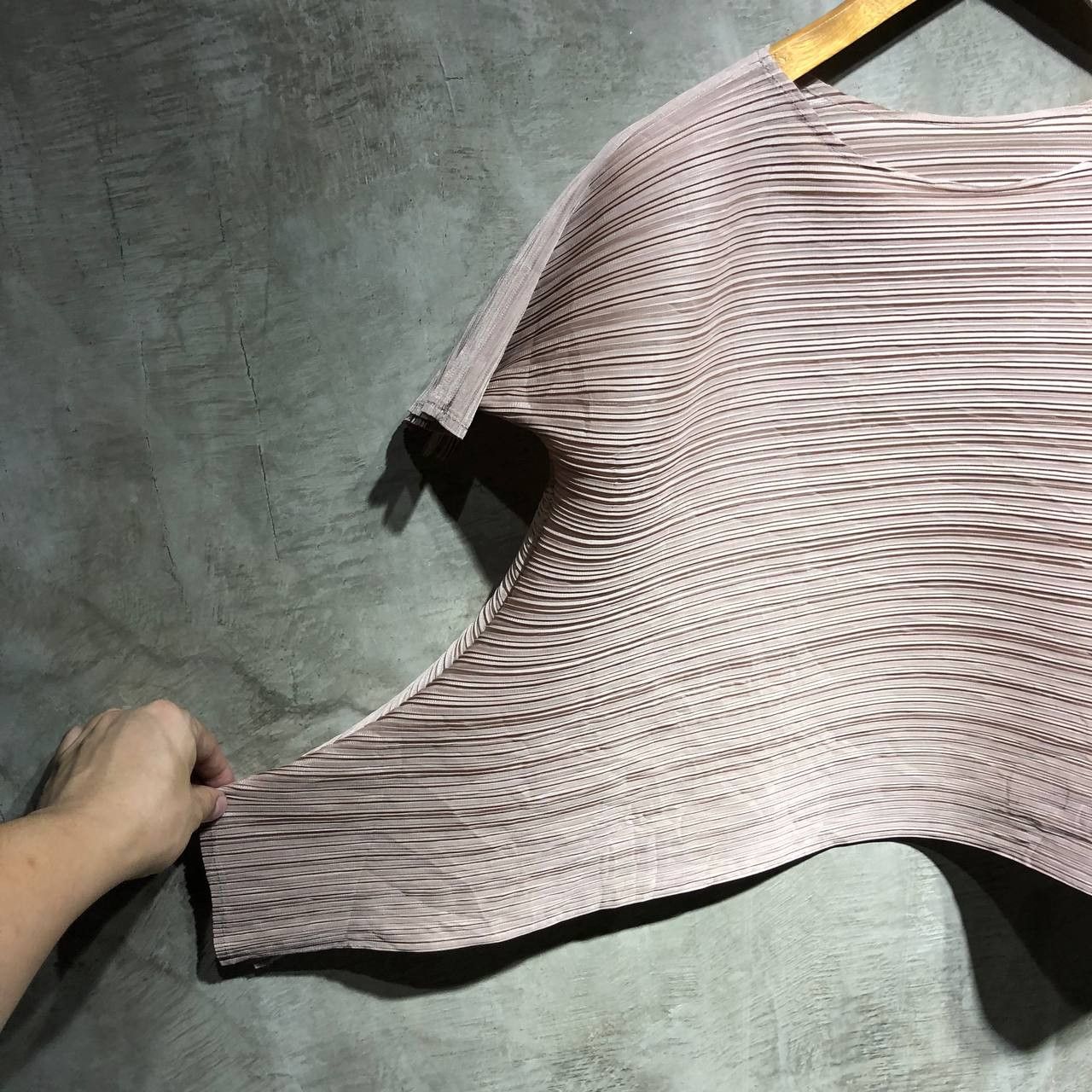 Pleats Please Issey Miyake Issey Miyake Pleats Please Asymmetrical pleated Tee Size M / US 6-8 / IT 42-44 - 9 Thumbnail