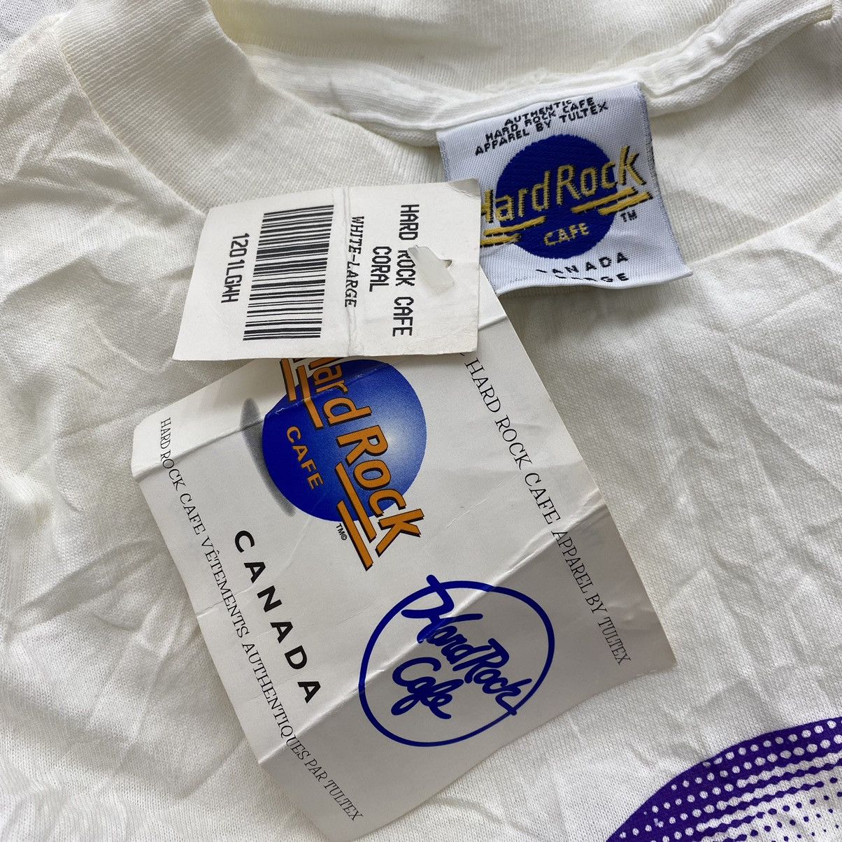 Hard Rock Cafe × Vintage Vintage 80s HARD ROCK CAFE Banff Usa Logo Print White Short Size US L / EU 52-54 / 3 - 5 Thumbnail