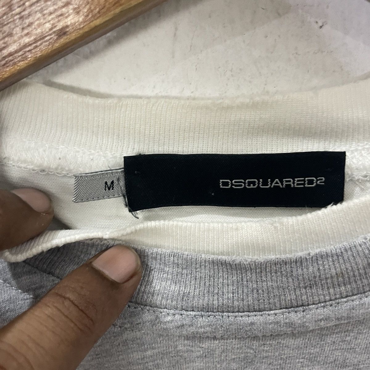 Dsquared2 Vintage Dsquared2 Big Logo Short Sleeve Tee Size US S / EU 44-46 / 1 - 5 Thumbnail
