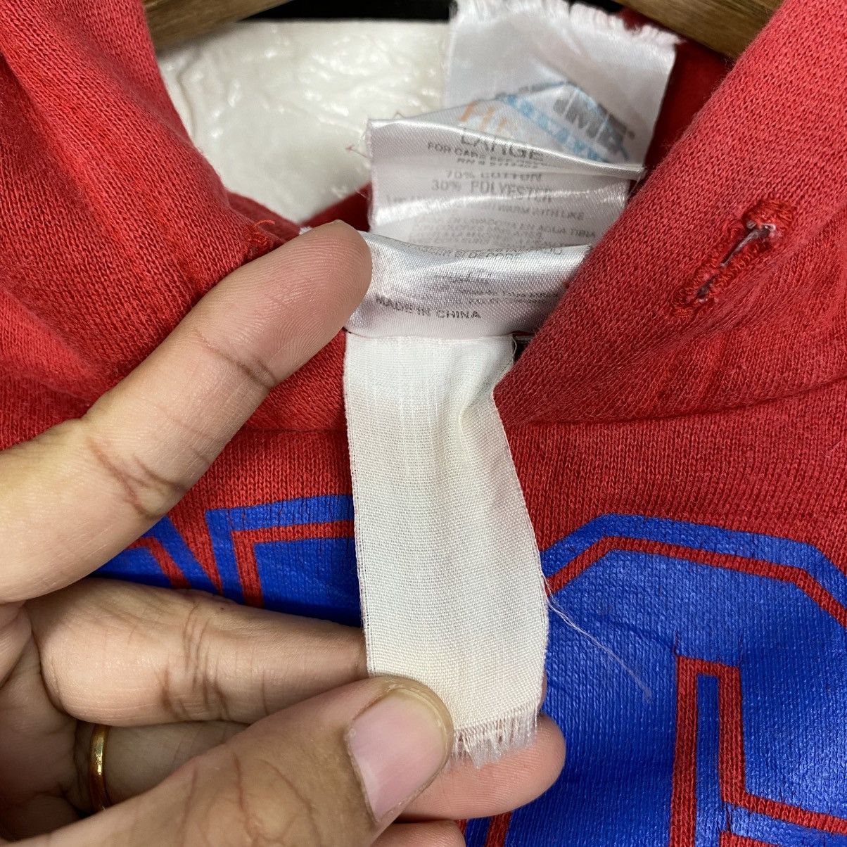 Japanese Brand Vintage Hoodie Pull Over Sportswear UNCC 49 Ears Size US L / EU 52-54 / 3 - 18 Thumbnail