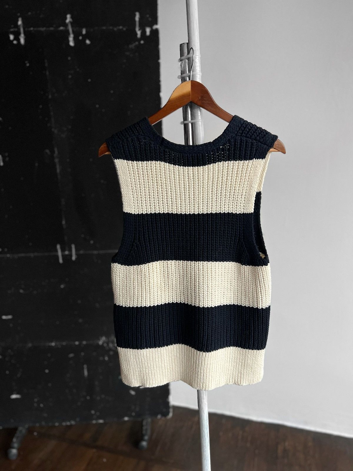 Designer × Zara Zara Womens Knit Sweater Vest Striped Black White Size S / US 4 / IT 40 - 2 Thumbnail
