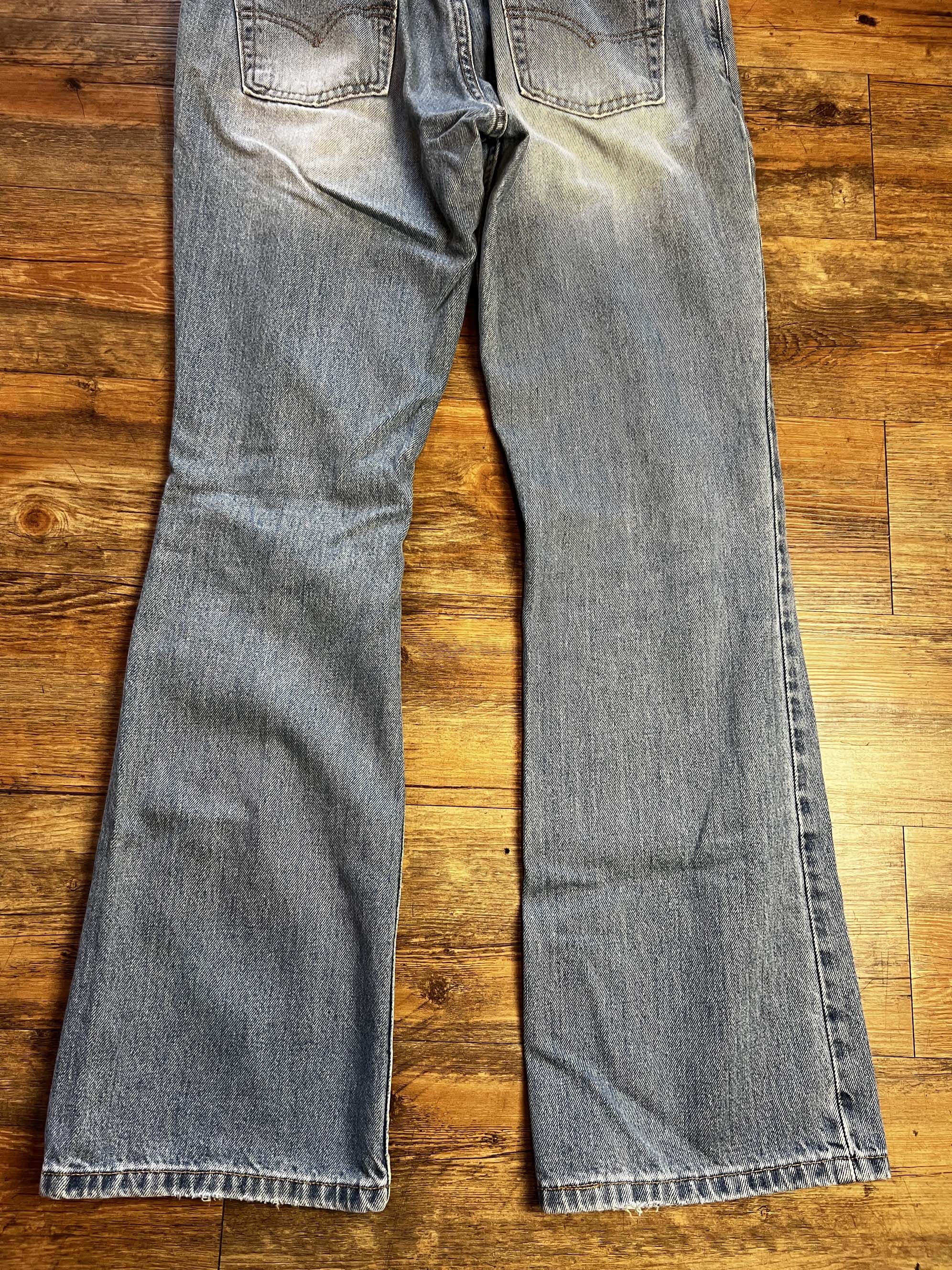 Levi's Vintage Clothing Vintage Levi's 518 Superlow Boot Cut Light Wash Denim Jeans Size 34" / US 12 / IT 48 - 15 Thumbnail