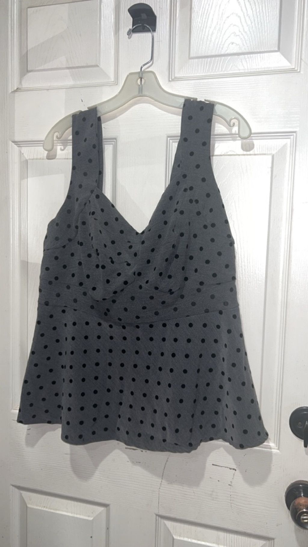 Torrid TORRID Gray Black Polka Dot Peplum Tank Top Plus Size Size M / US 6-8 / IT 42-44 - 2 Thumbnail