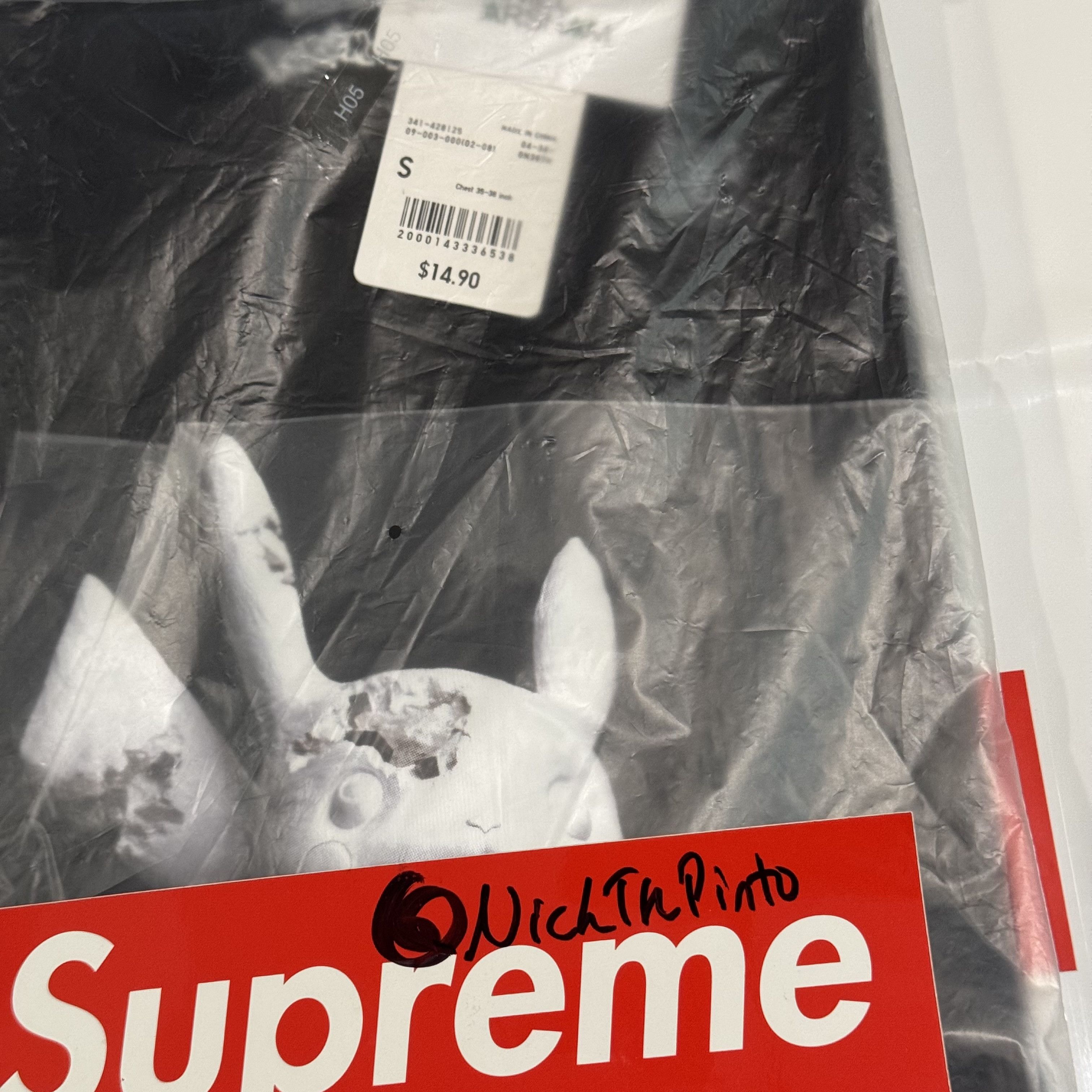 Daniel Arsham × Pokemon × Uniqlo Pikachu Tee Size US S / EU 44-46 / 1 - 2 Thumbnail