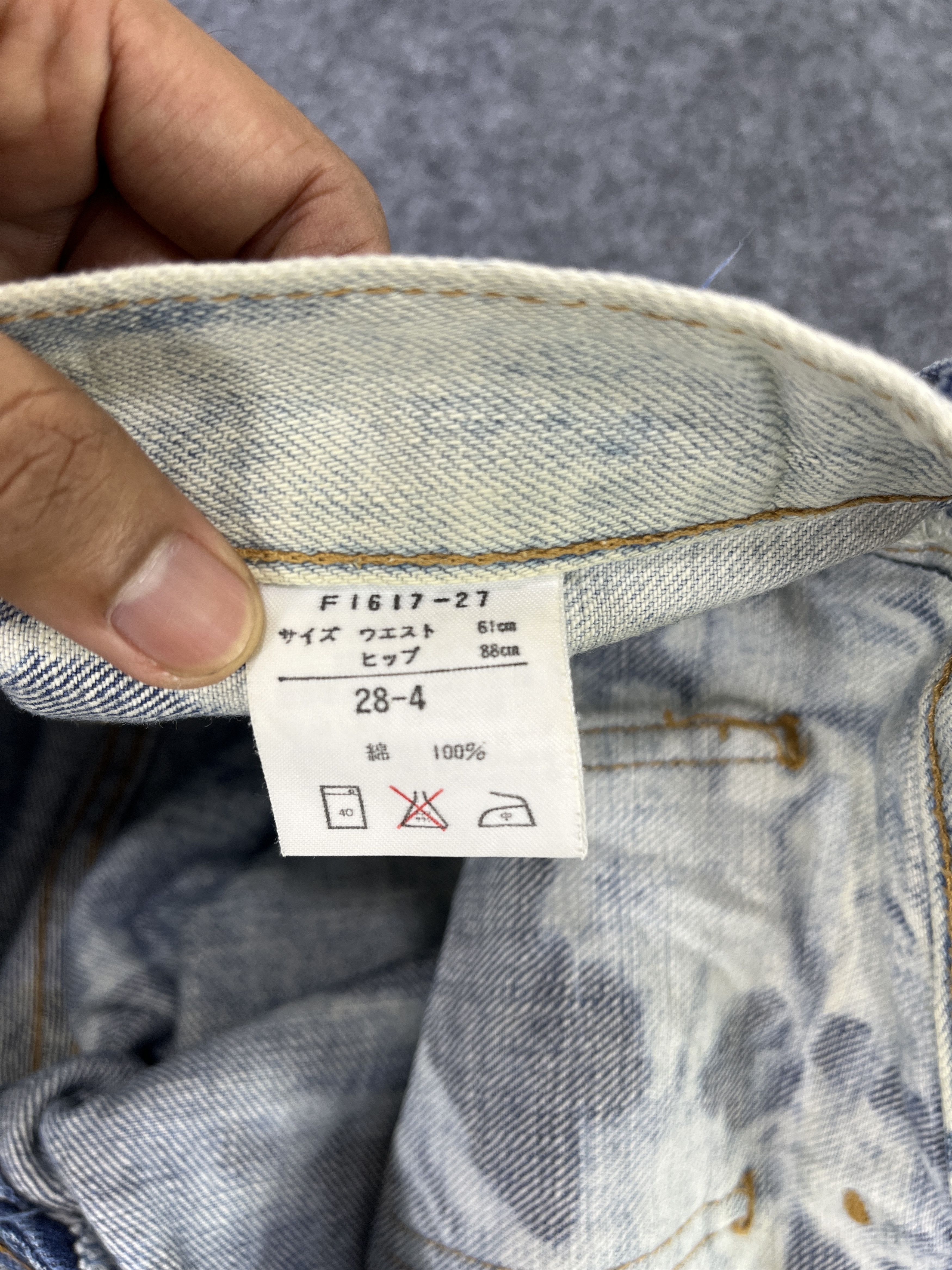 Vintage Vintage Women Wrangler Flare Jeans Bleach Denim - J953 Size 28" / US 6 / IT 42 - 7 Thumbnail
