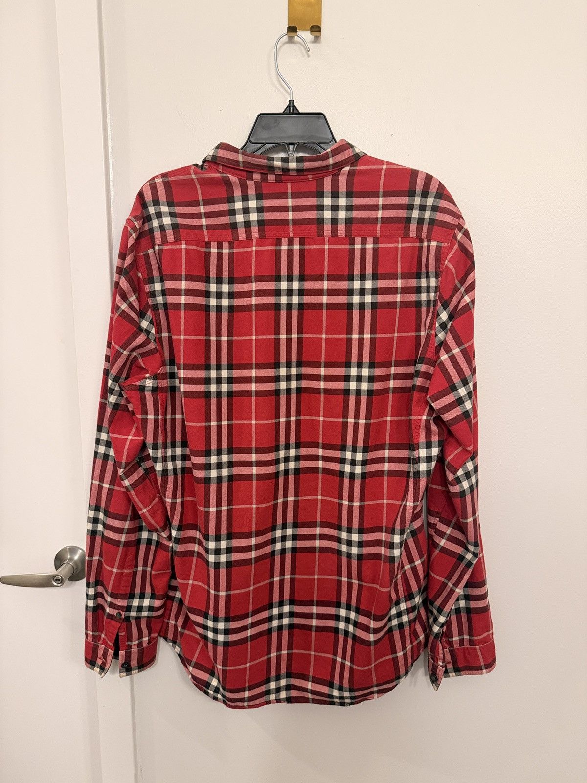 Burberry Burberry London Red Nova Check Button Up Size US XL / EU 56 / 4 - 2 Thumbnail
