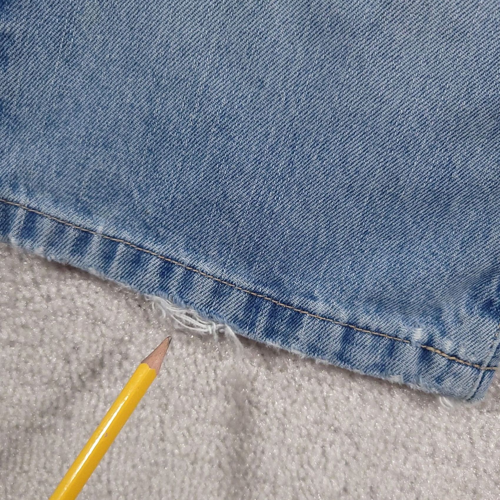 Tommy Hilfiger VINTAGE Tommy Hilfiger Jeans Womens 4 High Rise Straight Leg Denim 90s Distressed Embroidered Logo Button Pocket Mens? Ladies Size 27" / US 4 / IT 40 - 6 Thumbnail