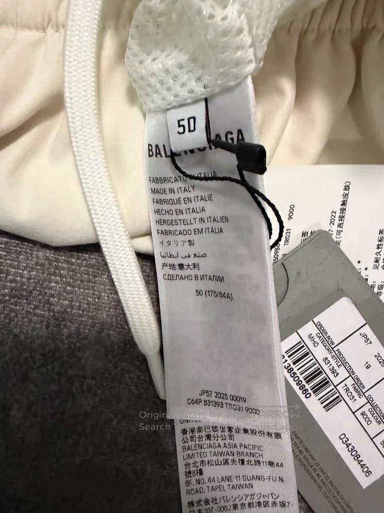 Balenciaga Balenciaga White and Gray Aged Destroyed Sweatpants with F Size US 34 / EU 50 - 4 Thumbnail