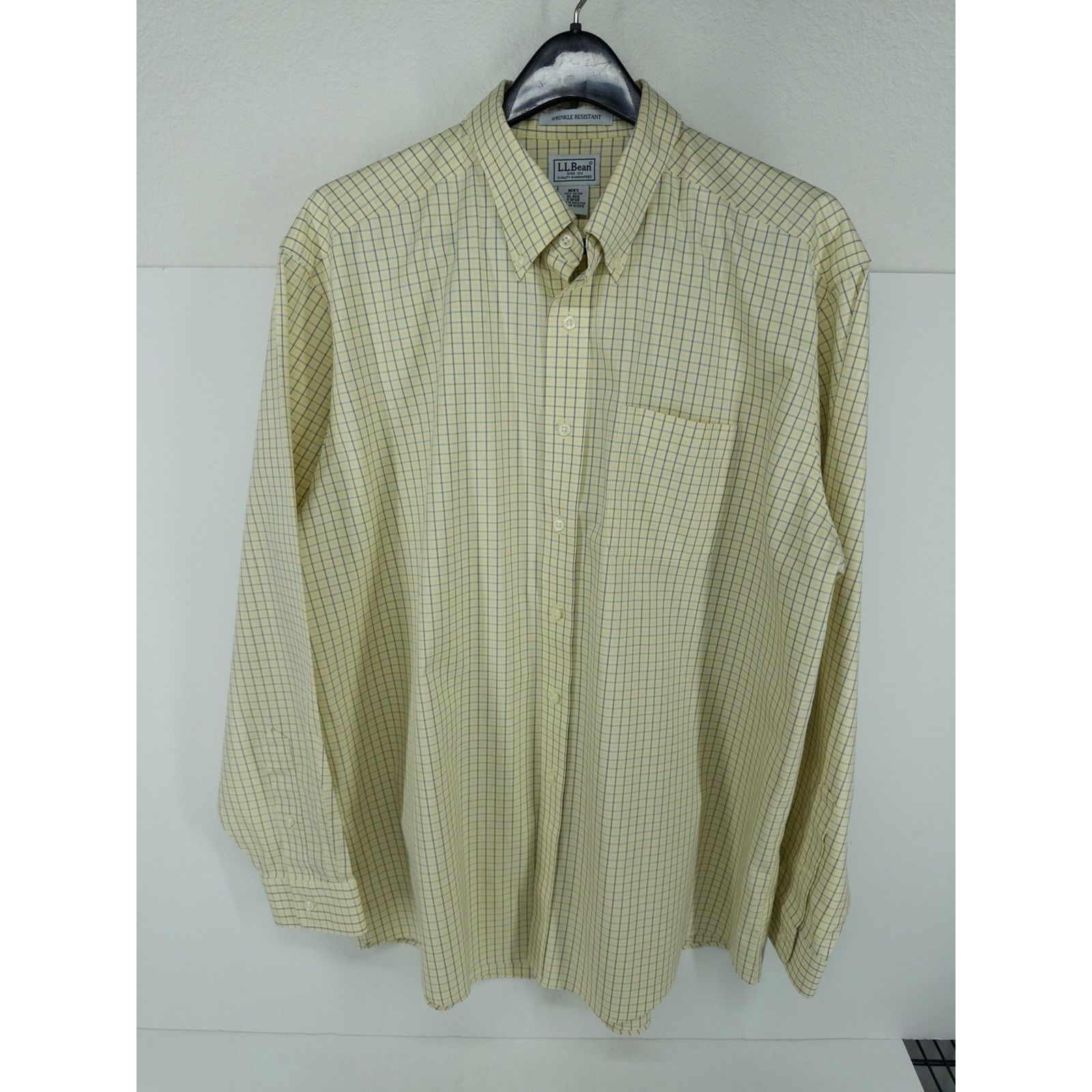 L.L. Bean LL Bean Mens XL Regular Yellow Wrinkle Resistant Button Down Size US XL / EU 56 / 4 - 1 Thumbnail