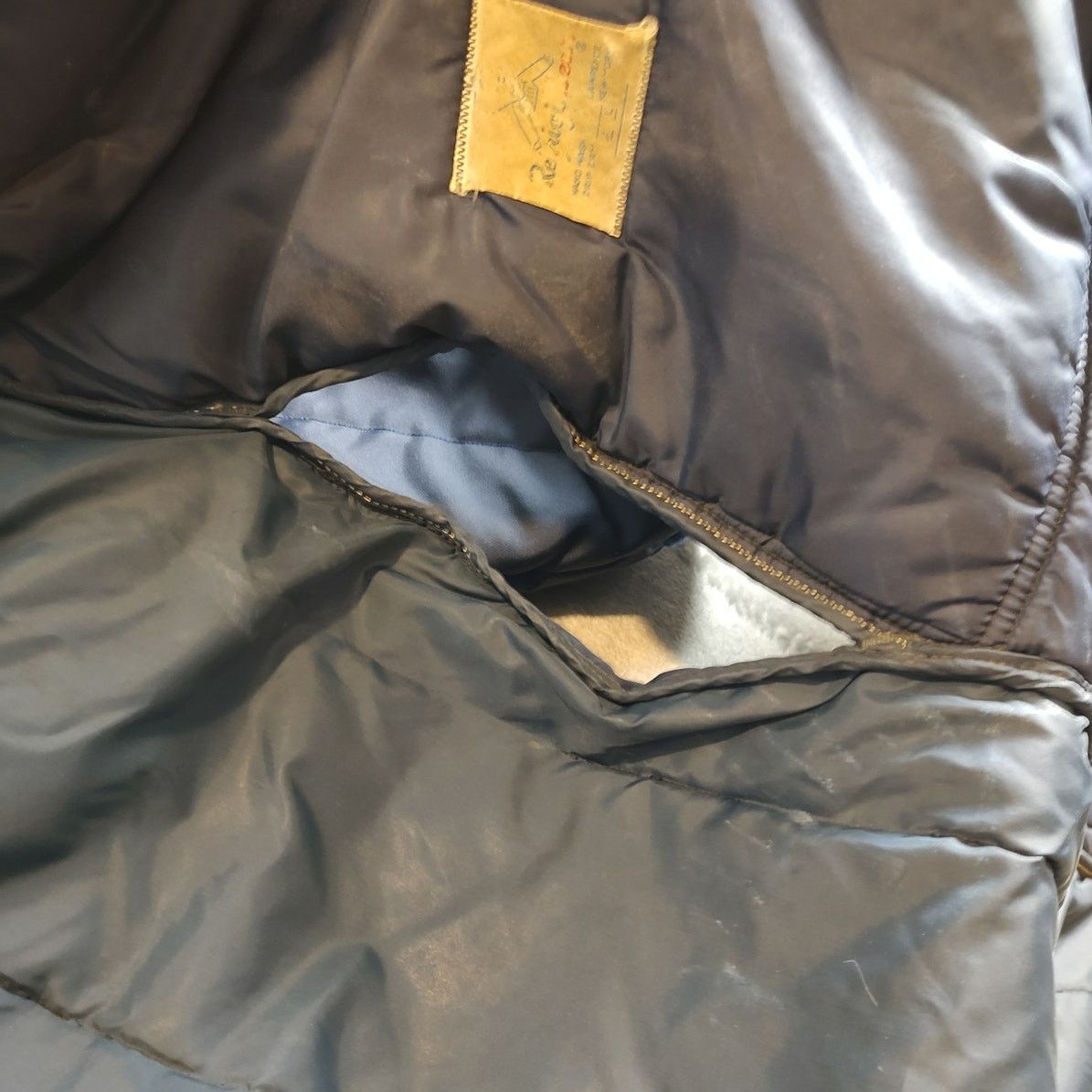 Refrigiwear VINTAGE RefrigiWear Jacket Mens L Navy Blue Puffer Size US L / EU 52-54 / 3 - 13 Thumbnail