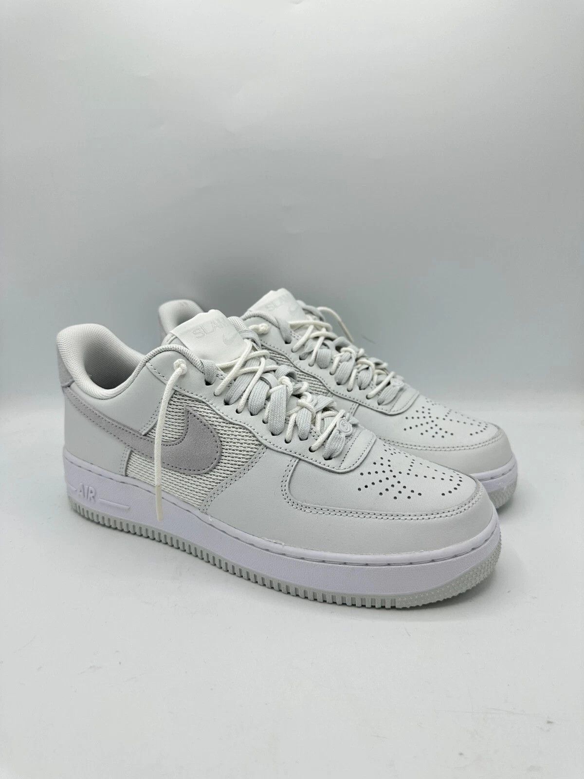 Nike Slam Jam Nike Air Force 1 Low SP White Size US 9.5 / EU 42-43 - 1 Thumbnail