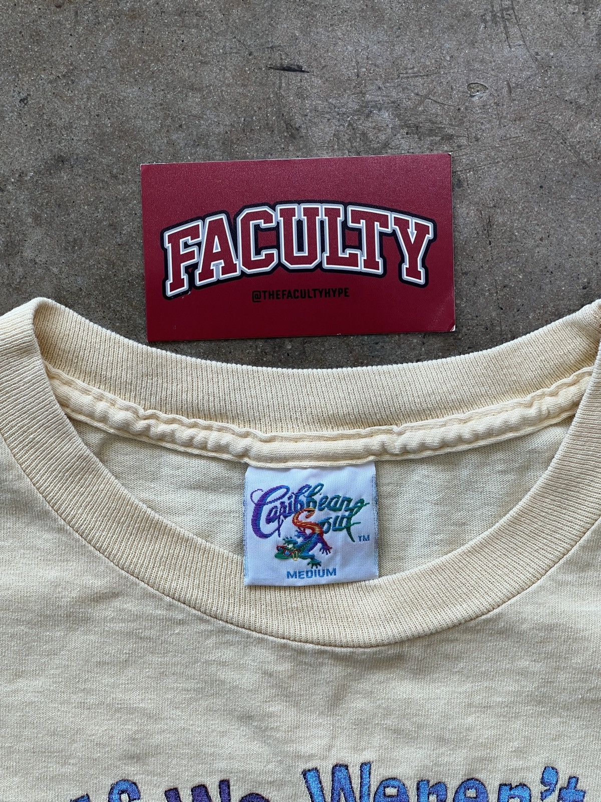Vintage Vintage Jimmy Buffett Margaritaville Insane Tee Medium Size US M / EU 48-50 / 2 - 3 Thumbnail