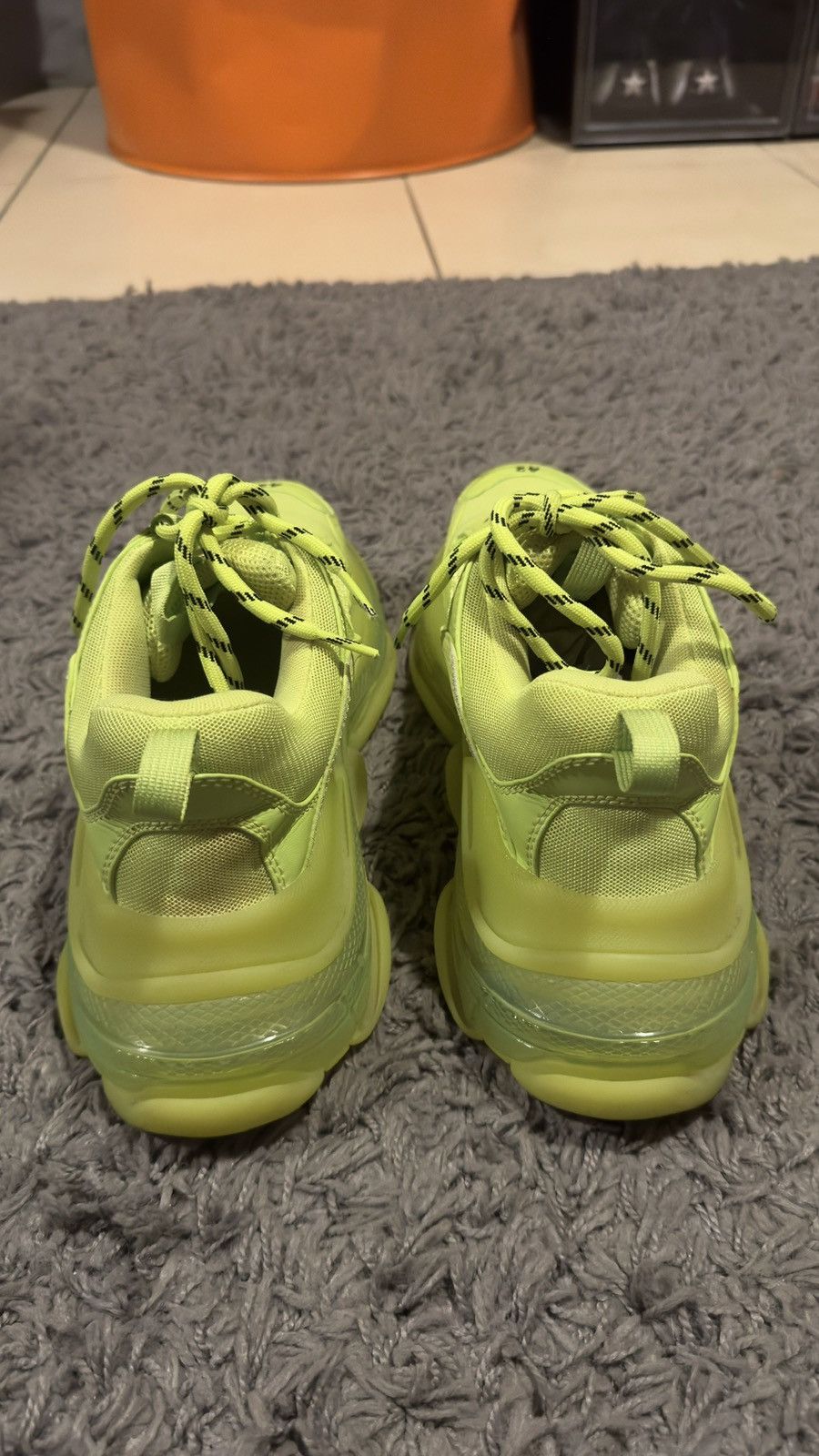 Balenciaga Balenciaga Triple S - Fluo Yellow Size US 9 / EU 42 - 3 Thumbnail
