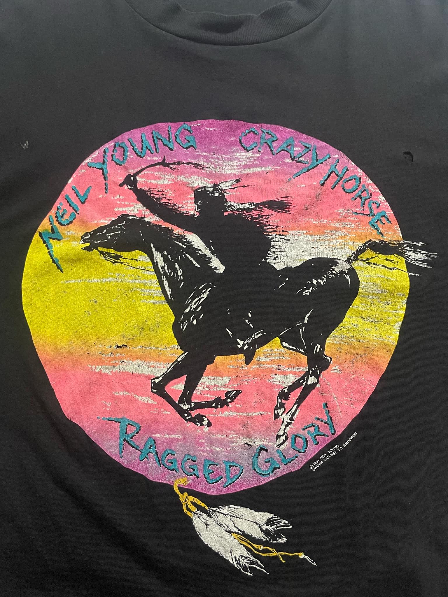 Band Tees × Vintage Vintage Neil Young Band Shirt Size US L / EU 52-54 / 3 - 4 Thumbnail
