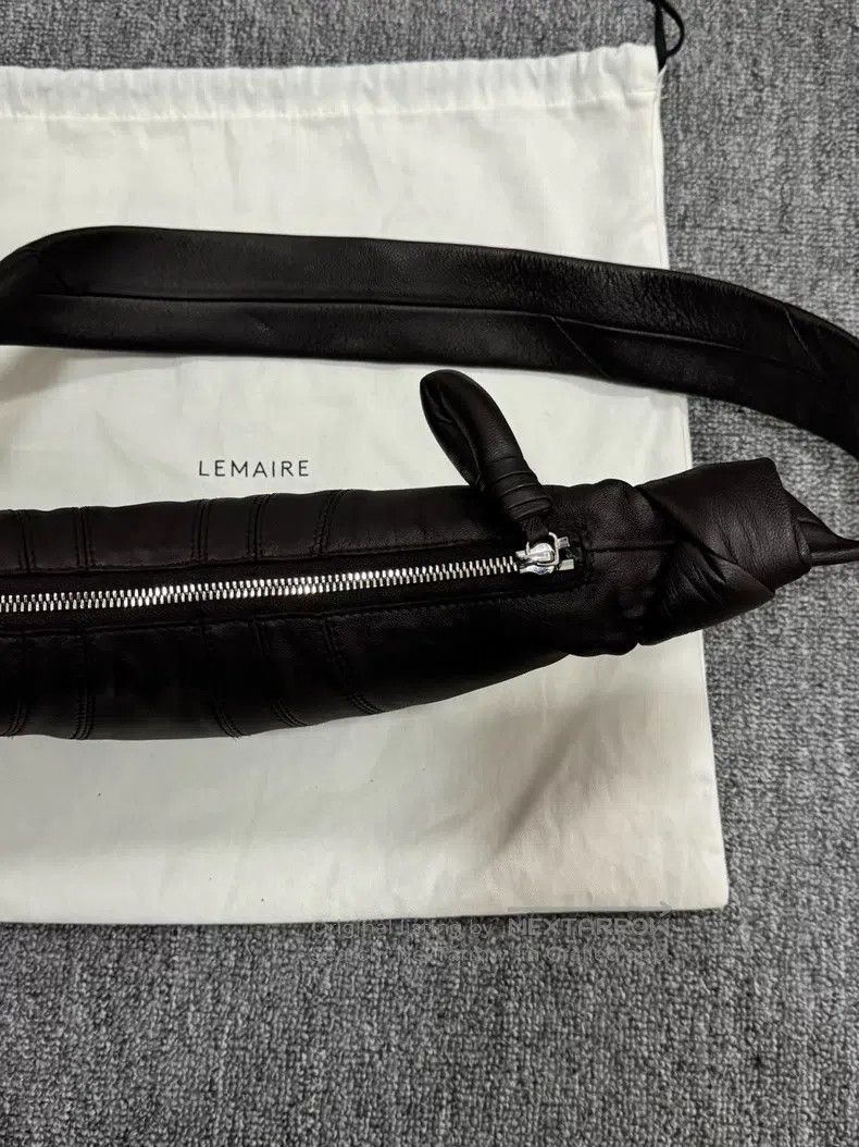 Lemaire LEMAIRE Dark chocolate brown sheepskin horn bag Size ONE SIZE - 5 Thumbnail