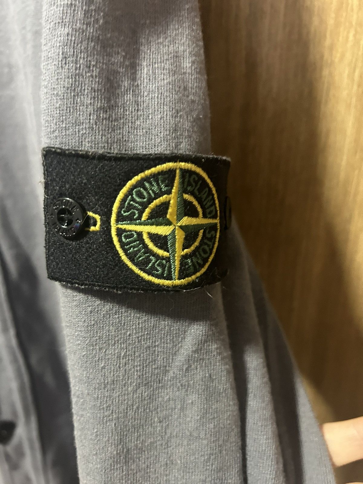 Stone Island STONE ISLAND BUTTON-FRONT SWEATSHIRT JACKET Size US XL / EU 56 / 4 - 3 Thumbnail
