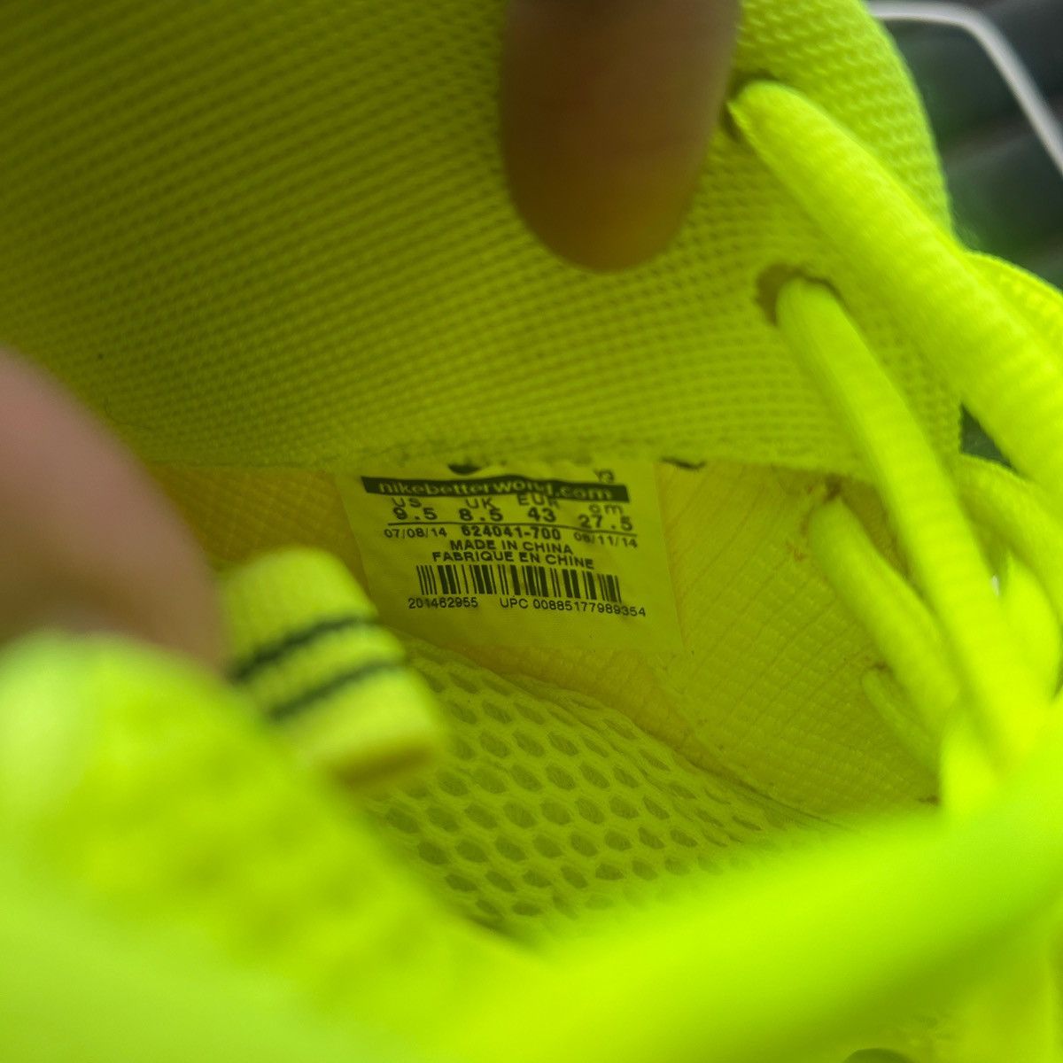 Nike Nike Air Max Foamposite Pro Volt 2014 Size US 9.5 / EU 42-43 - 7 Thumbnail