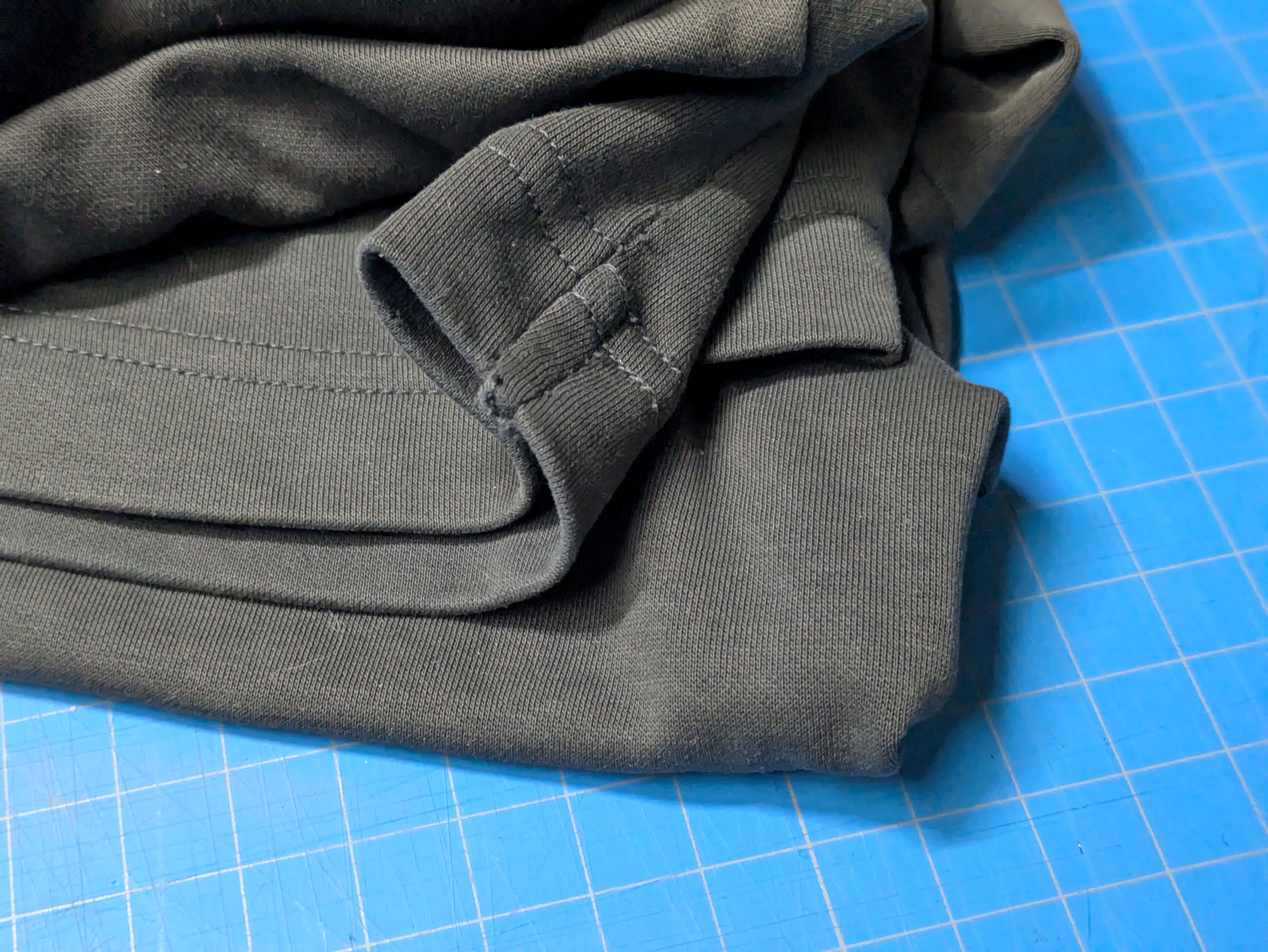 Uniqlo Cropped Uniqlo AIRism Cotton Tshirt (Altered) Size US M / EU 48-50 / 2 - 6 Thumbnail