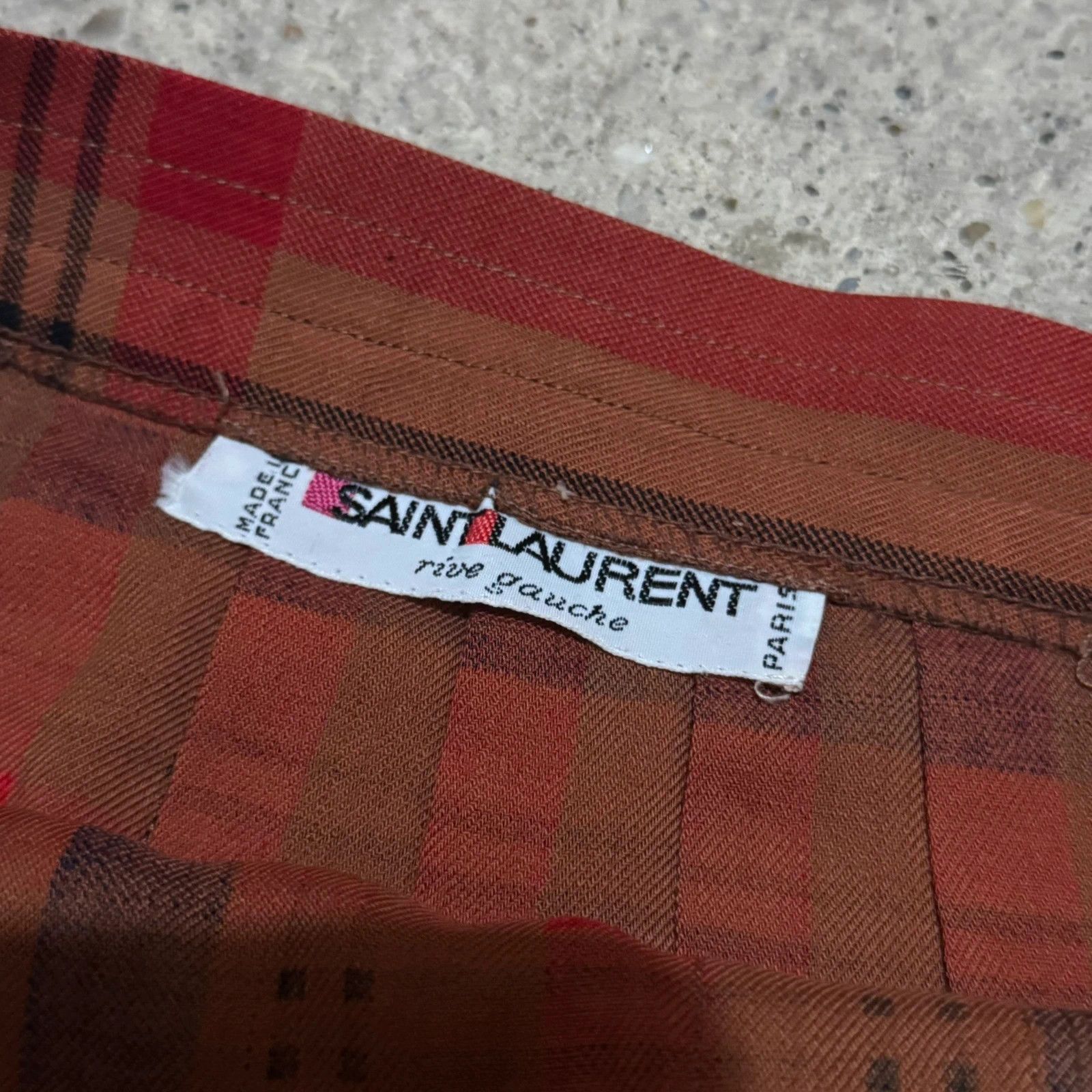 Yves Saint Laurent 70s-80s Yves Saint Laurent plaid skirt Size 28" / US 6 / IT 42 - 4 Thumbnail