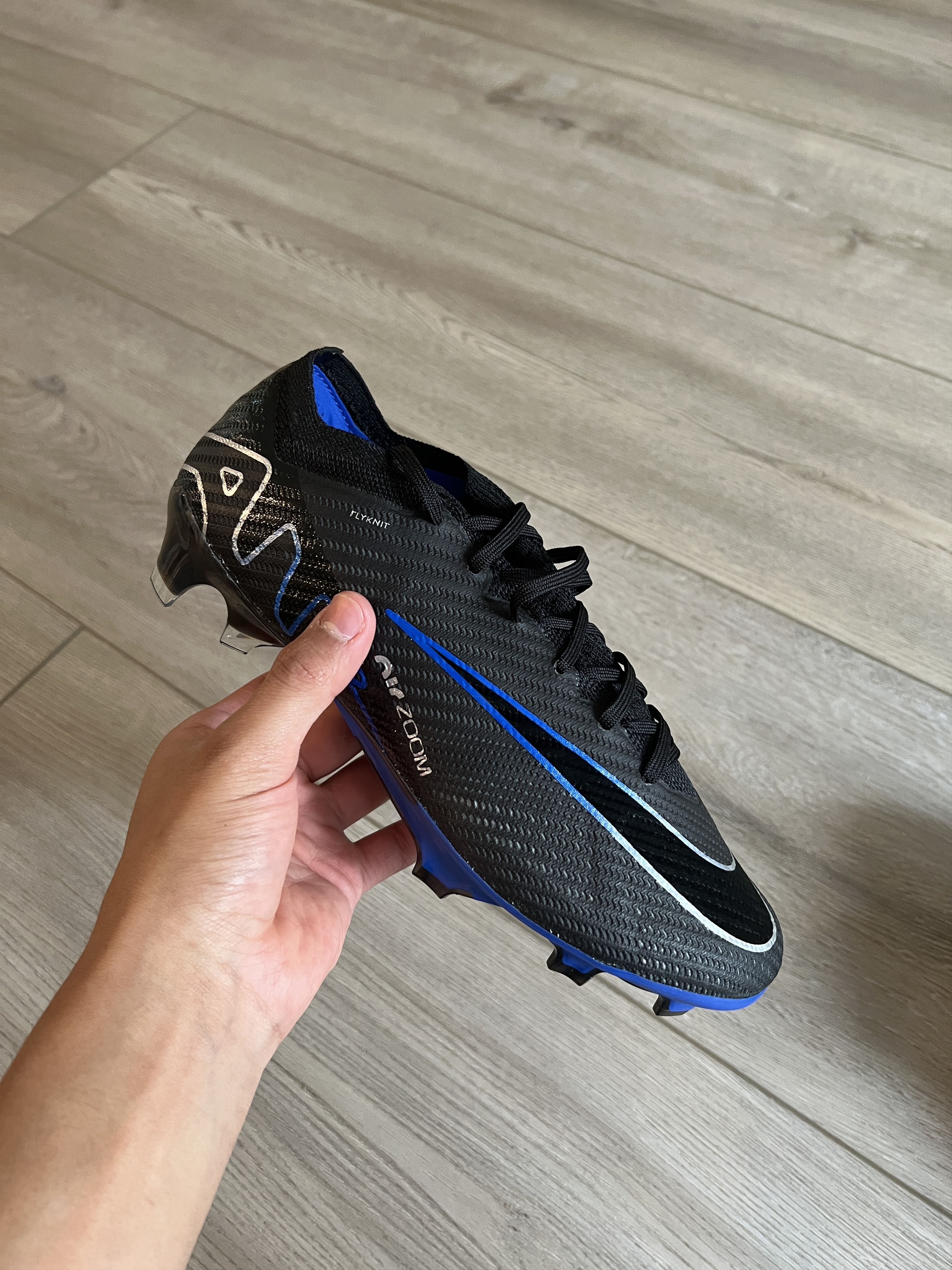 Nike Nike Zoom Vapor 15 Elite FG Hyper Royal DJ4978 040 Size US 7 / EU 40 - 1 Thumbnail