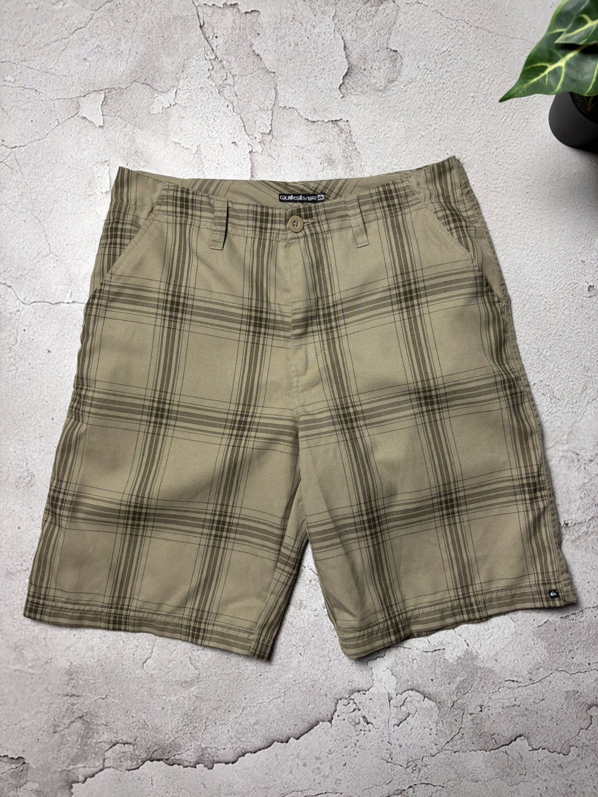 Quiksilver Quiksilver Vintage Shorts (Size 32/M) Size US 32 / EU 48 - 1 Thumbnail