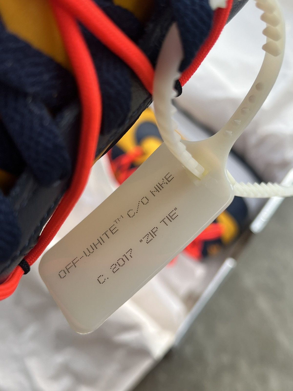 Nike × Off-White Nike Dunk Low x OFF WHITE Michigan New! Size US 10.5 / EU 43-44 - 7 Thumbnail