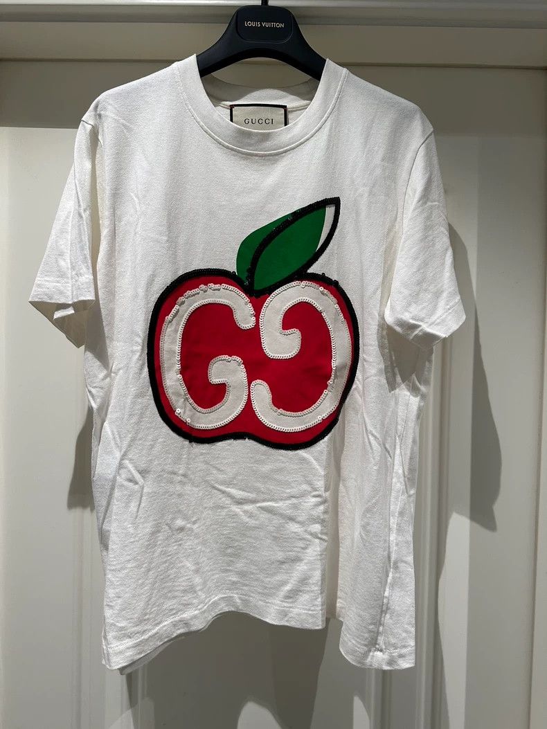 Gucci Gucci Apple Sequin T-Shirt Medium Size- DMC Size US M / EU 48-50 / 2 - 1 Thumbnail