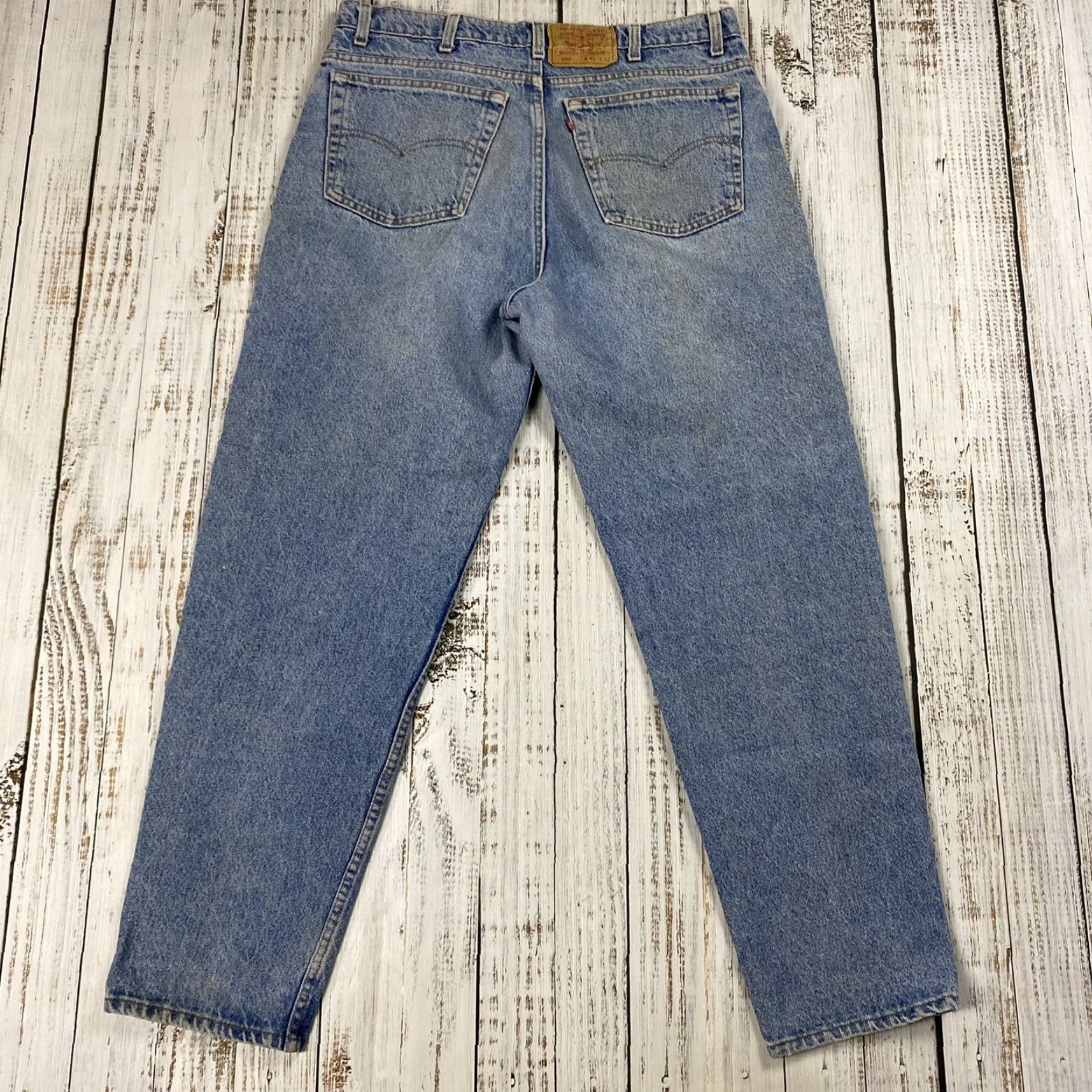 Levi's VINTAGE Levi's 550 Jeans Mens 40x32 (Actual 38x32) Tapered Leg Blue Distressed USA Size US 40 / EU 56 - 7 Thumbnail
